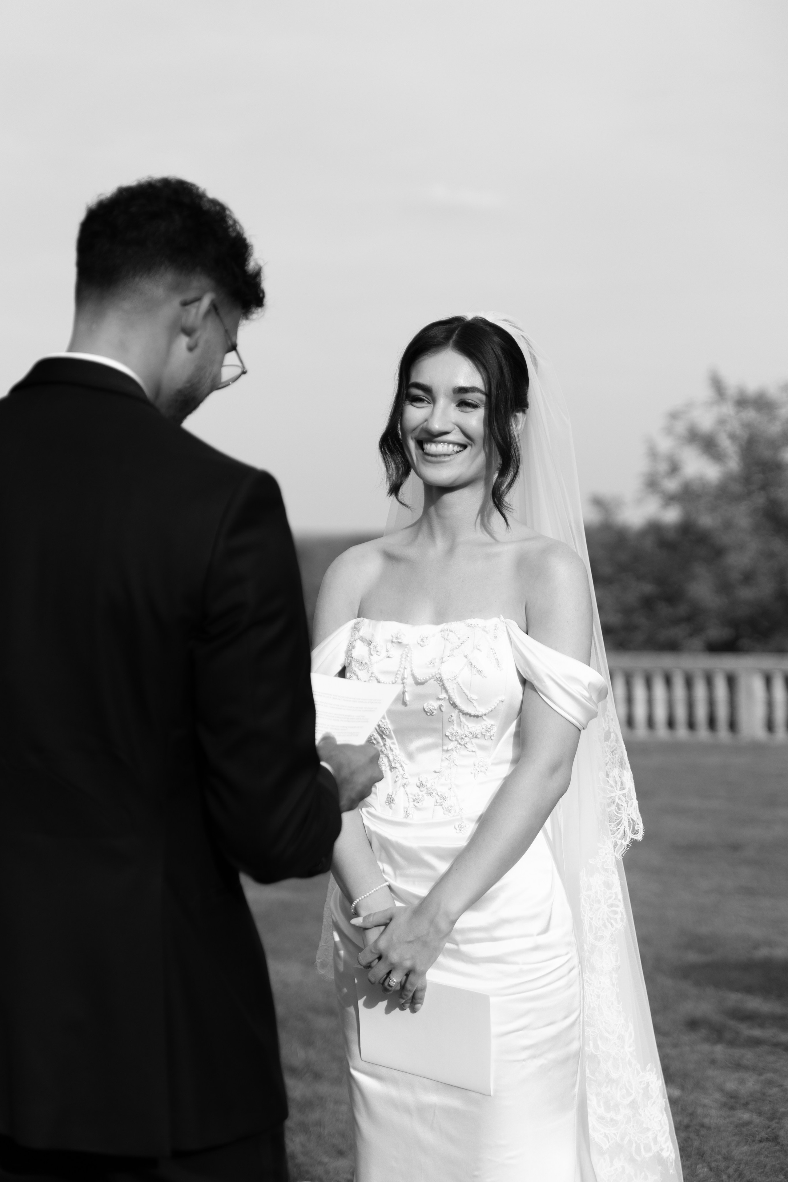 Elegant Castle Wedding in Austria | Alwin & Ruth’s Fairytale Celebration. Wedding photographer and videographer based in Timisoara, Romania