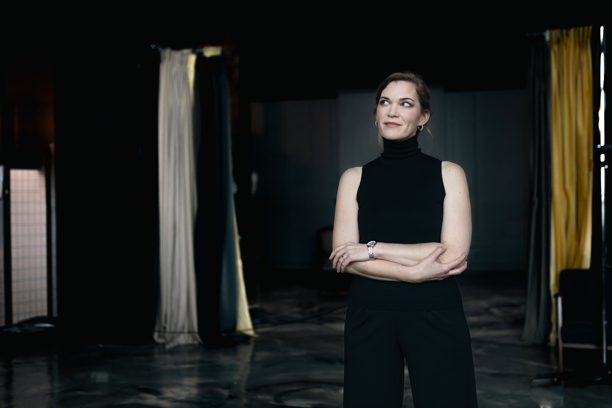 Dana Lišková — Empathetic Photographer | Introspective Artist |Neurodivergent Coach | Founder of Artepy.cz