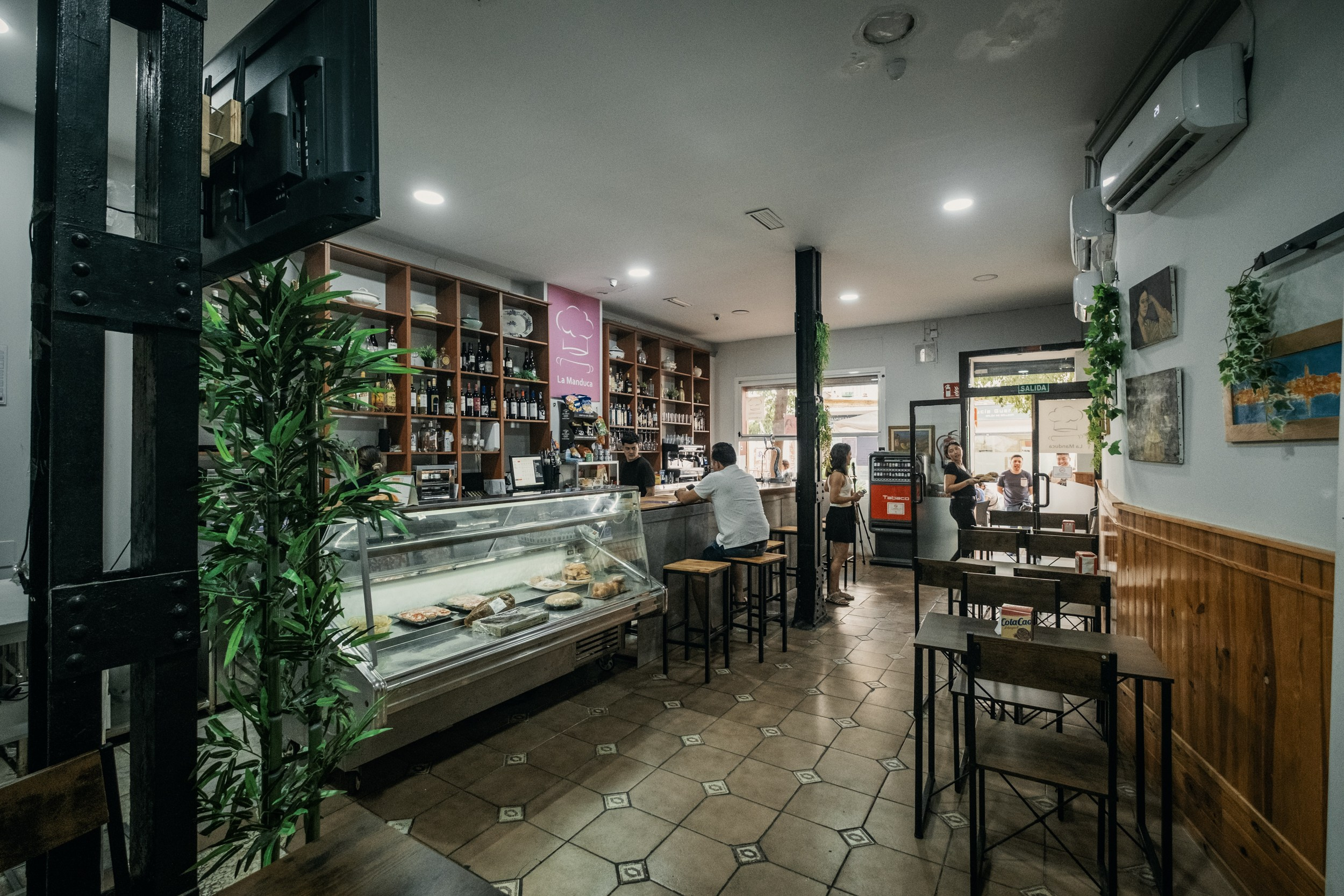 Desayunos, bocadillos y tapas en La Manduca