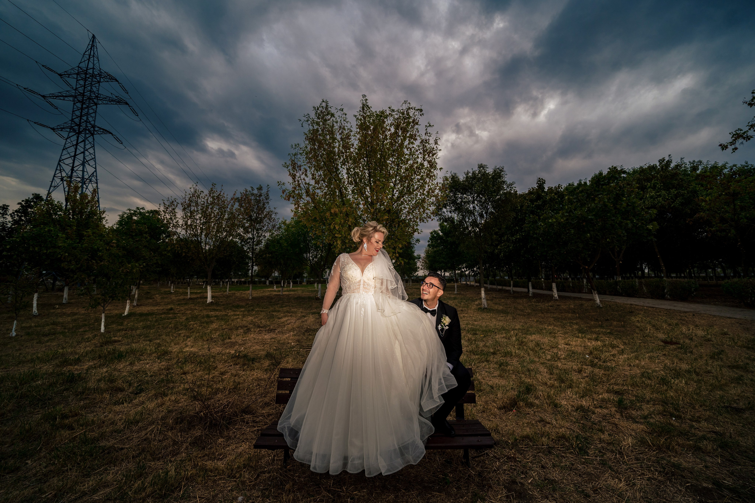 Laura & Bogdan. Acasă