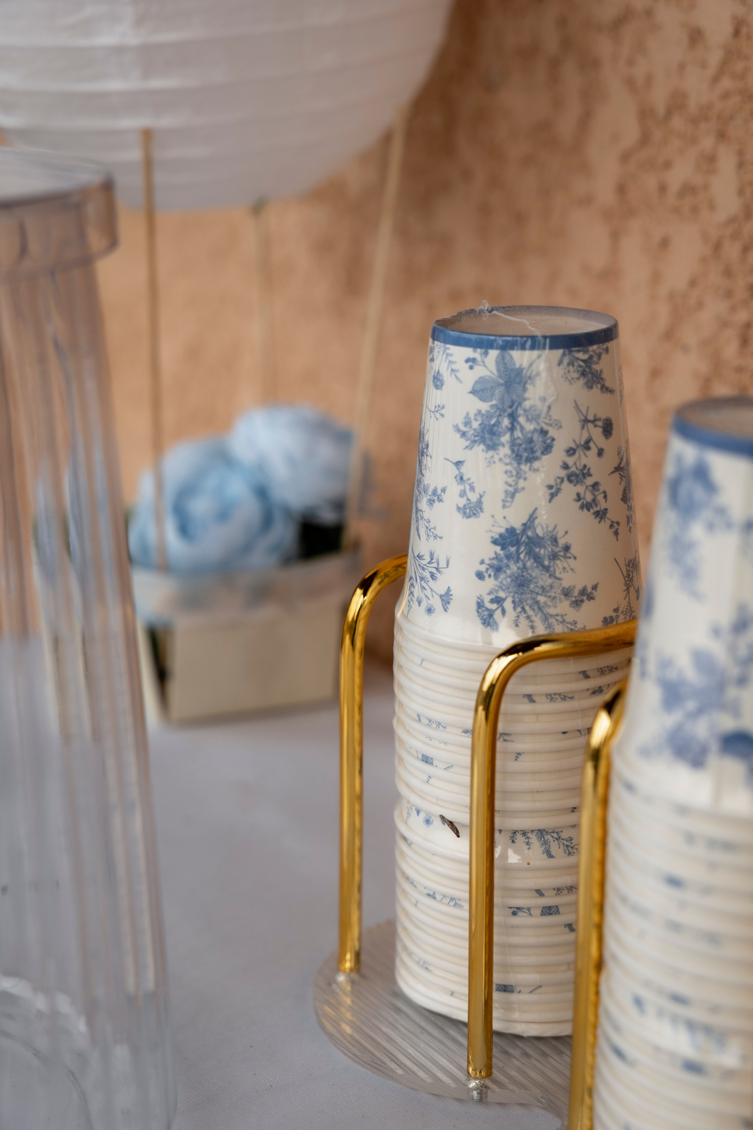 Noah’s christening in Tournefeille and Paroisse Orthodoxe Roumaine of Toulouse “La Protection de la Mère de Dieu”. Eugénie Smirnova — photographe à Toulouse et dans le sud-ouest de la France