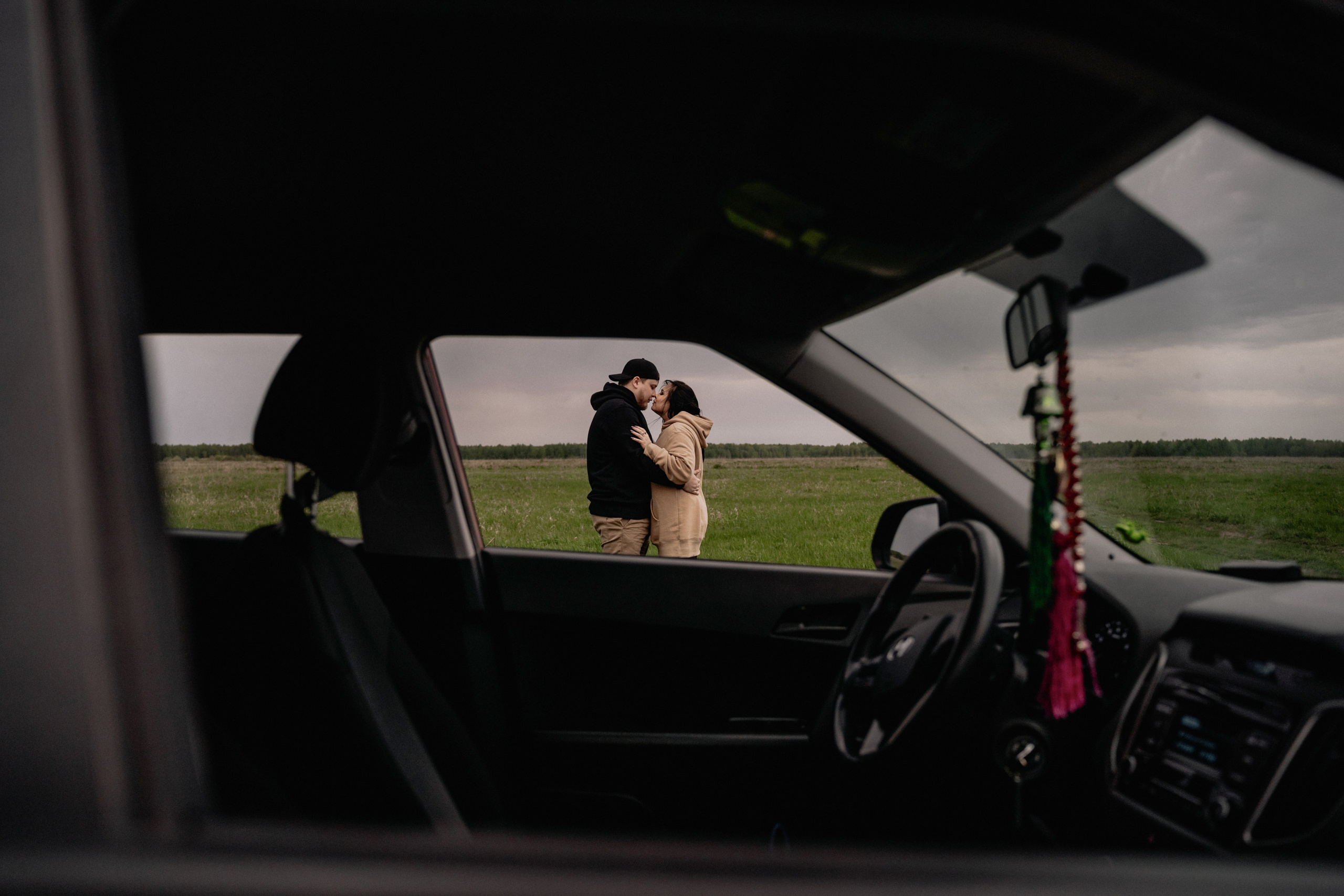 ENGAGEMENT. Wedding and family photographer and videographer PA, NJ, NY, DE, MD