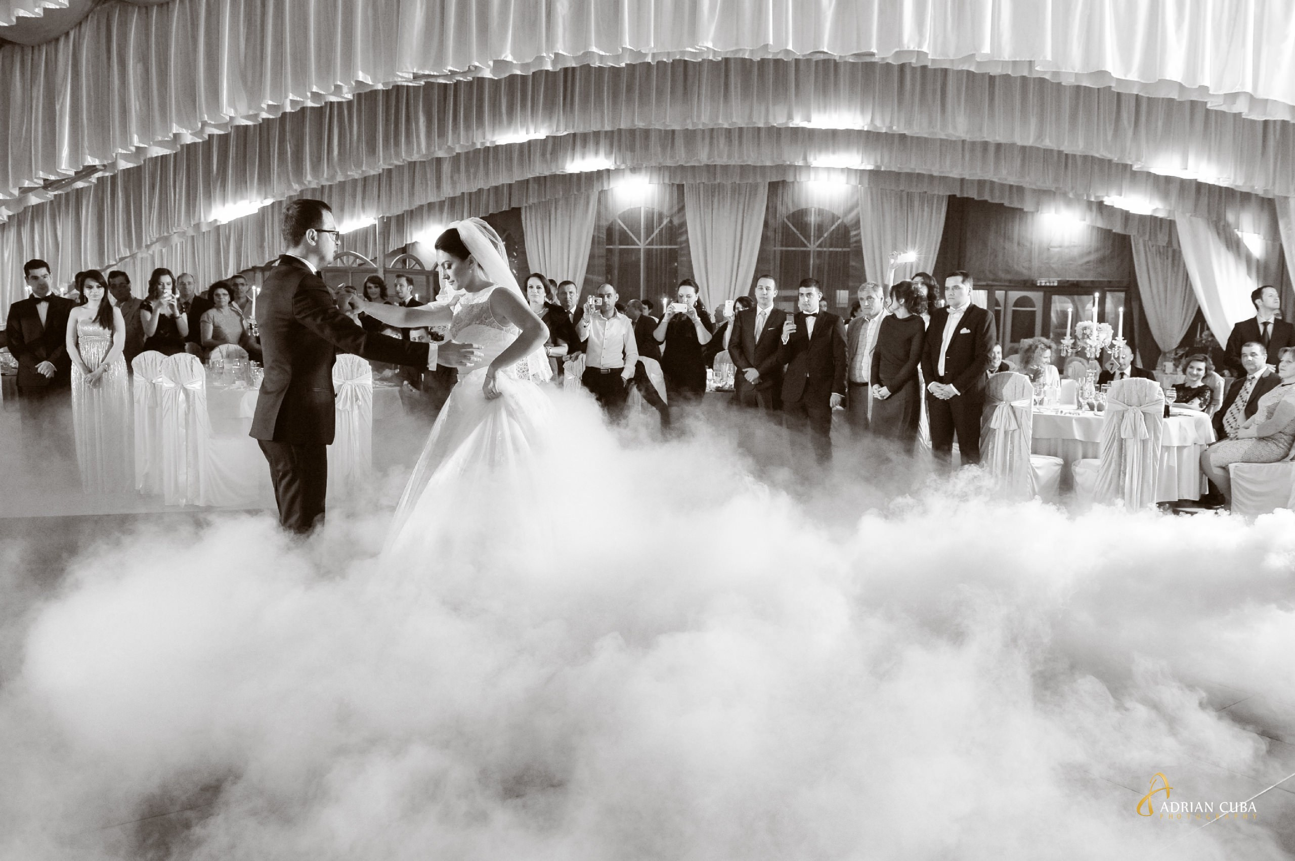 Fotograf nunta Iasi | Adrian Cuba — servicii profesionale de fotografie de nunta