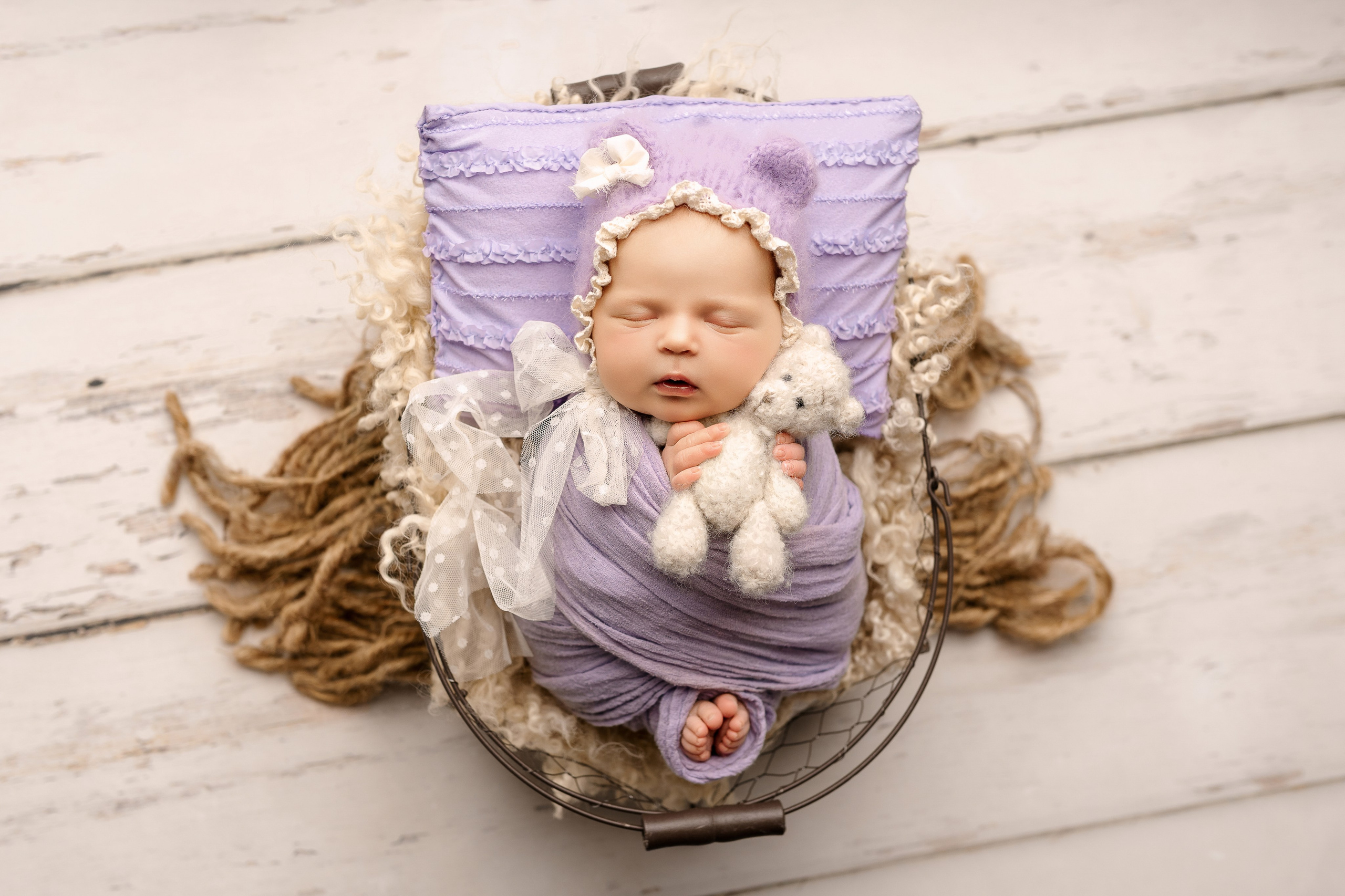 Esu Aleksandra naujagimių ir kudikių fotografė iš Vilniaus