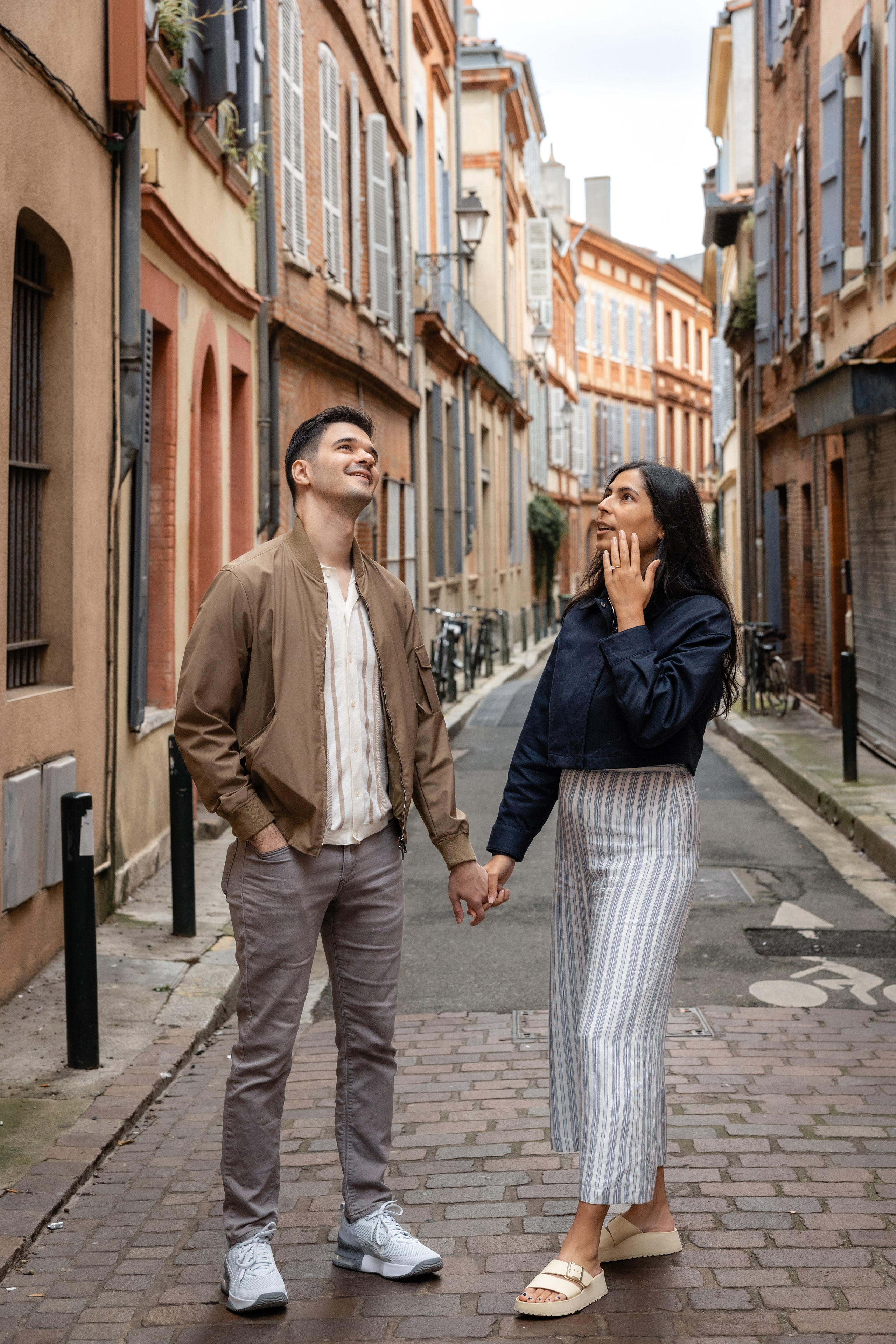 Surprise Proposal in Toulouse. Eugénie Smirnova — your photographer in Toulouse and southwest France