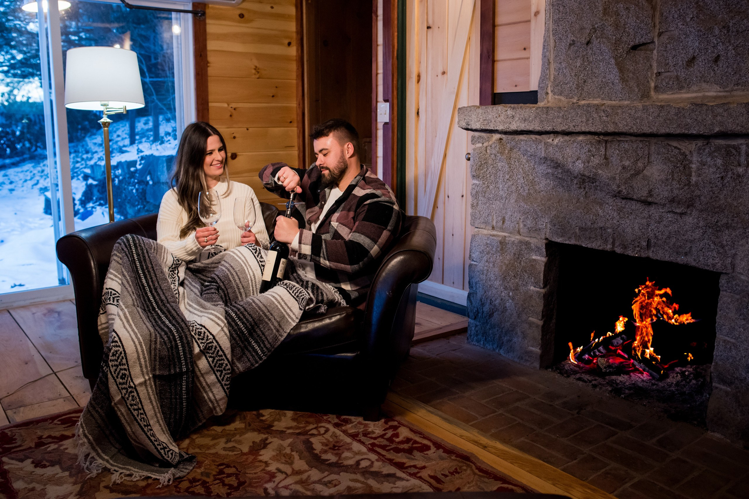 A Love Story in the Snow: Photo Shoot and Surprise Proposal. Wedding photographer in Orlando, Boston & New York Anderson Marques