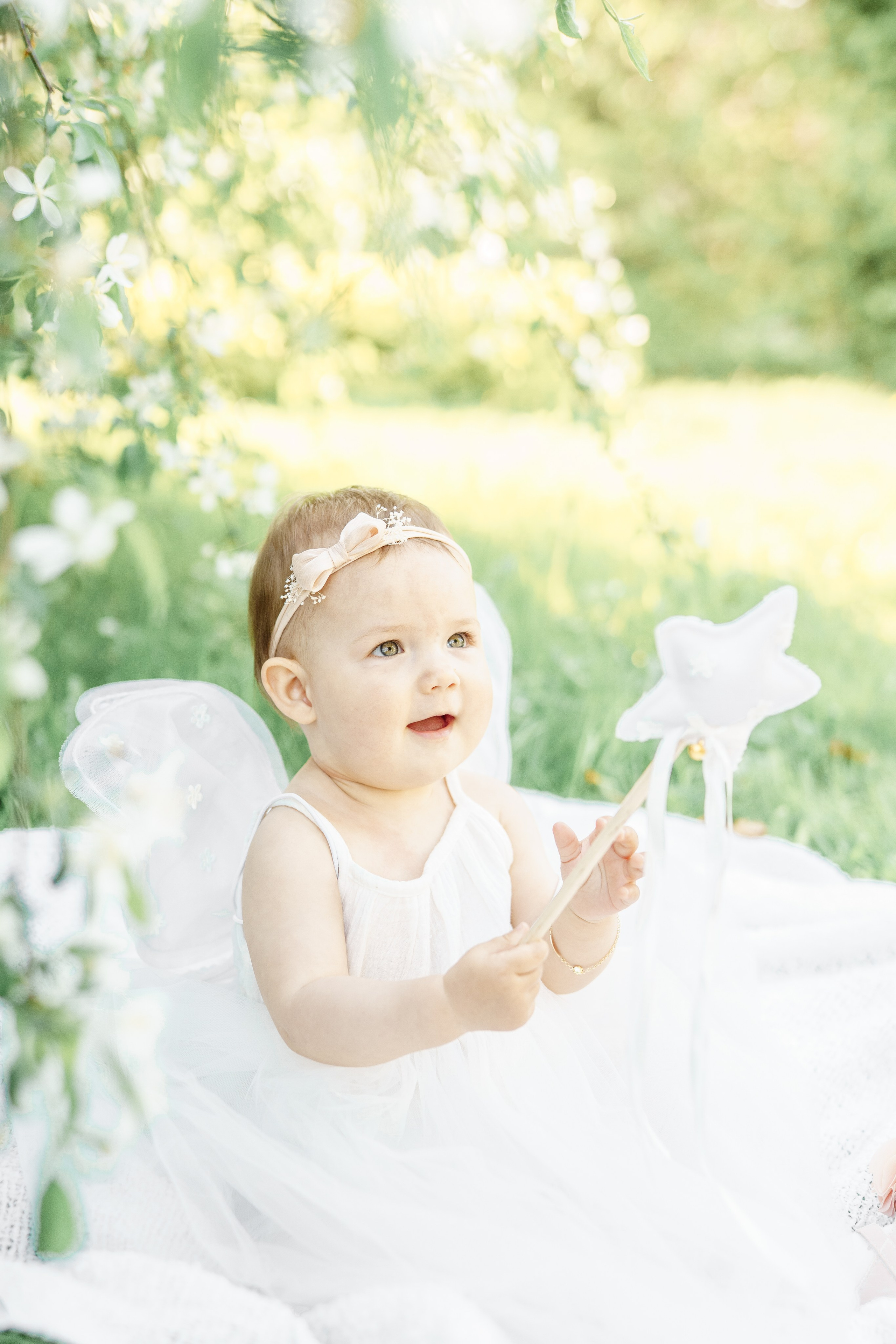 Sesja w plenerze. Fotograf Łódź - sesja ciążowa, noworodkowa, dziecięca. Studio w Łodzi