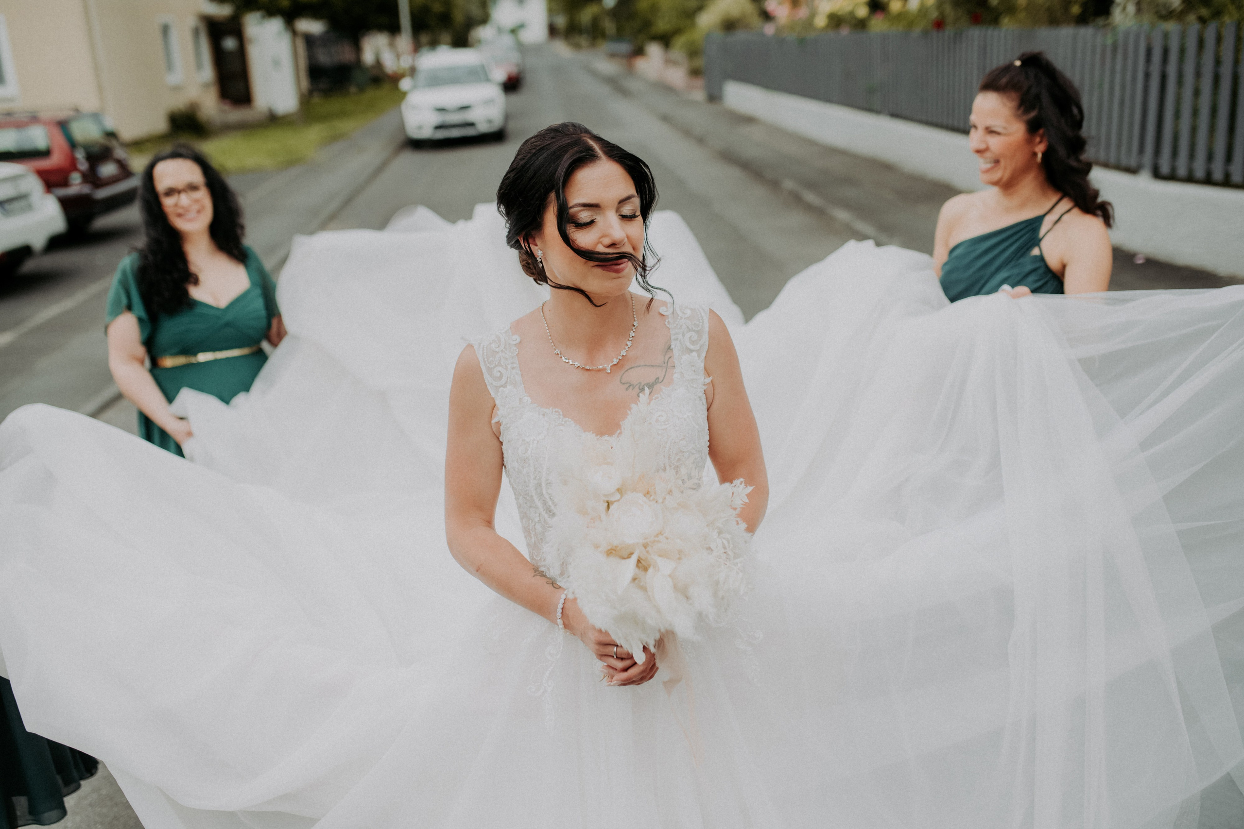 Hochzeit von Jenny & Basti – Emotionale Hochzeitsfotos | Hochzeitsfotograf Würzburg. Anna Saribekyan – Beste Hochzeitsfotografin in Würzburg, Top 10 in Deutschland