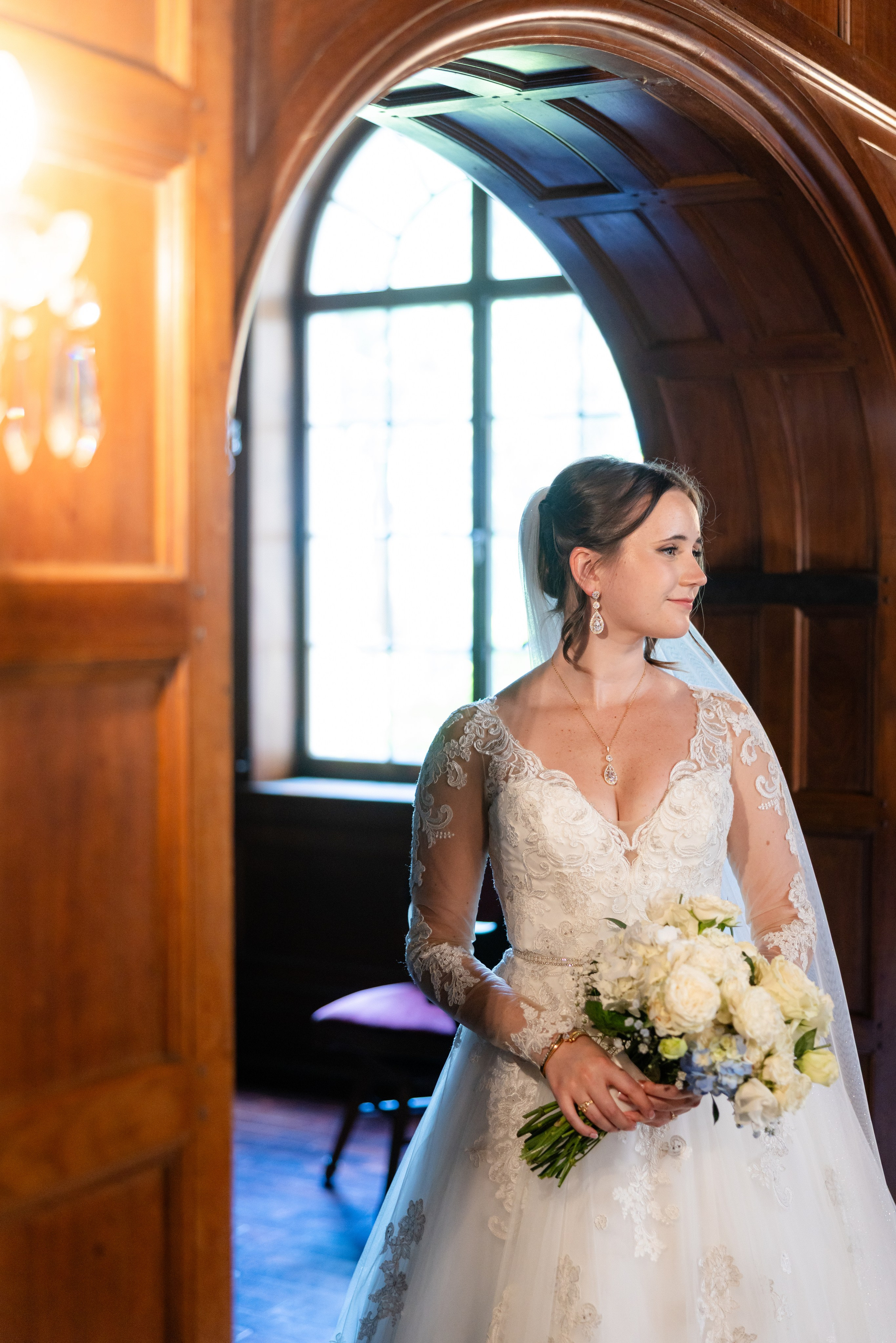 Lester & Annalise’s Romantic Summer Wedding at Gassaway Mansion in Greenville, SC. Wedding and portrait photography in Greenville SC