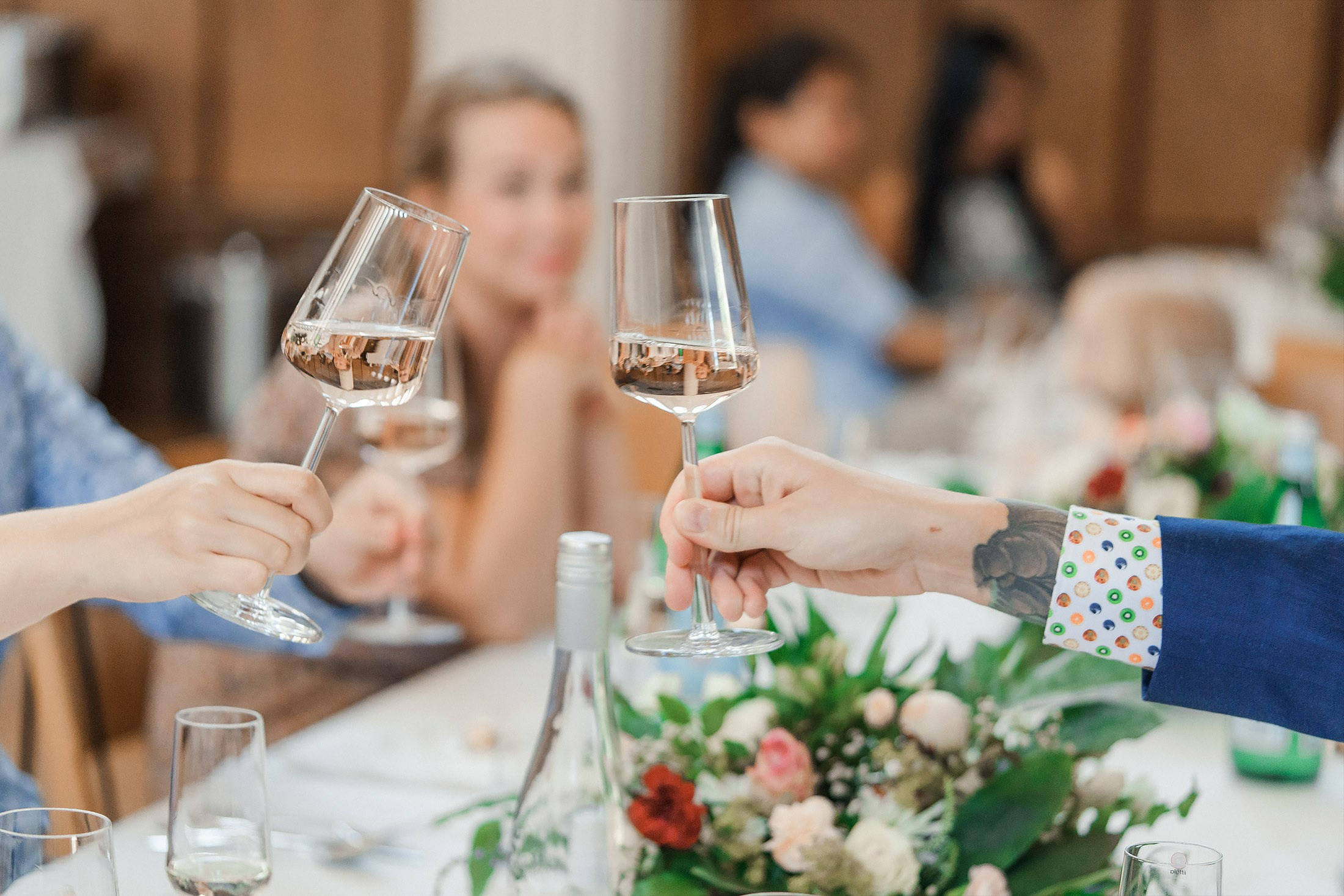 Hääkuvaus Hangossa – Upea merellinen hääpäivä S&R: n kanssa. Häävalokuvaaja Hanko