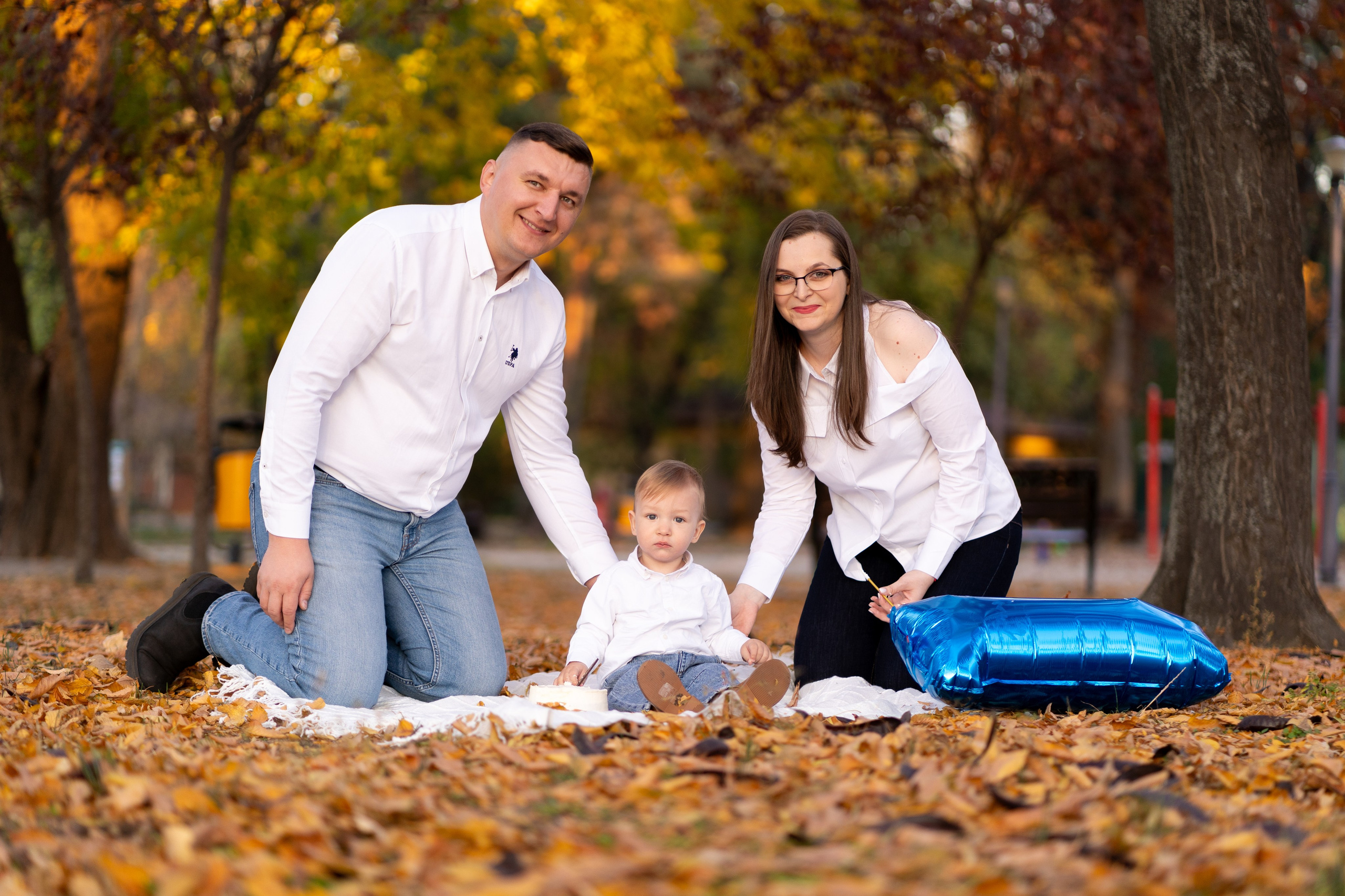 Smash the cake. Fotograf evenimente, fotograf nunta, fotograf botez