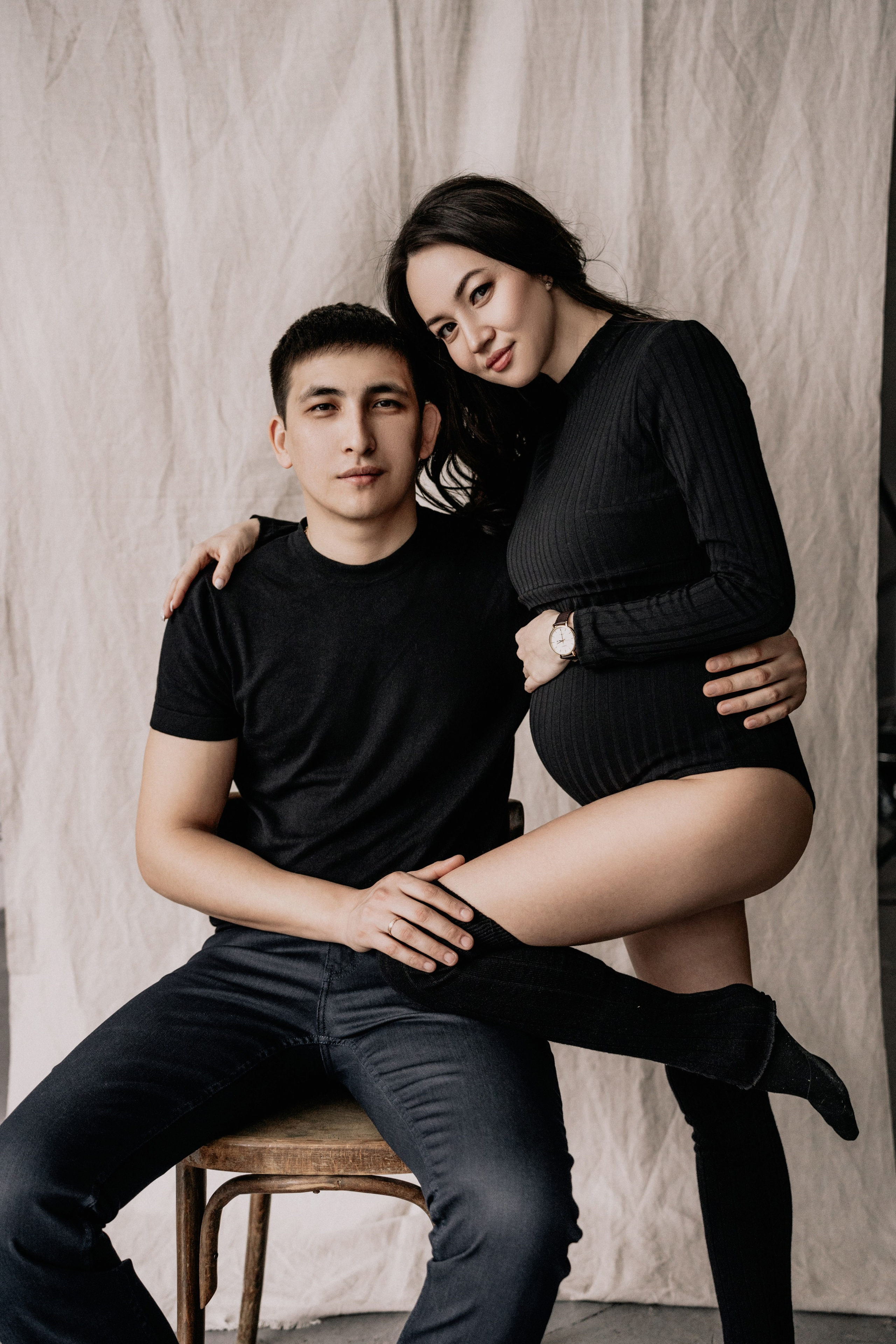 High-Fashion Maternity Photography – Chic & Glamorous Studio Session. Alisa Tant — Family and newborn photographer Bucks County, Montgomery county, Philadelphia, NJ