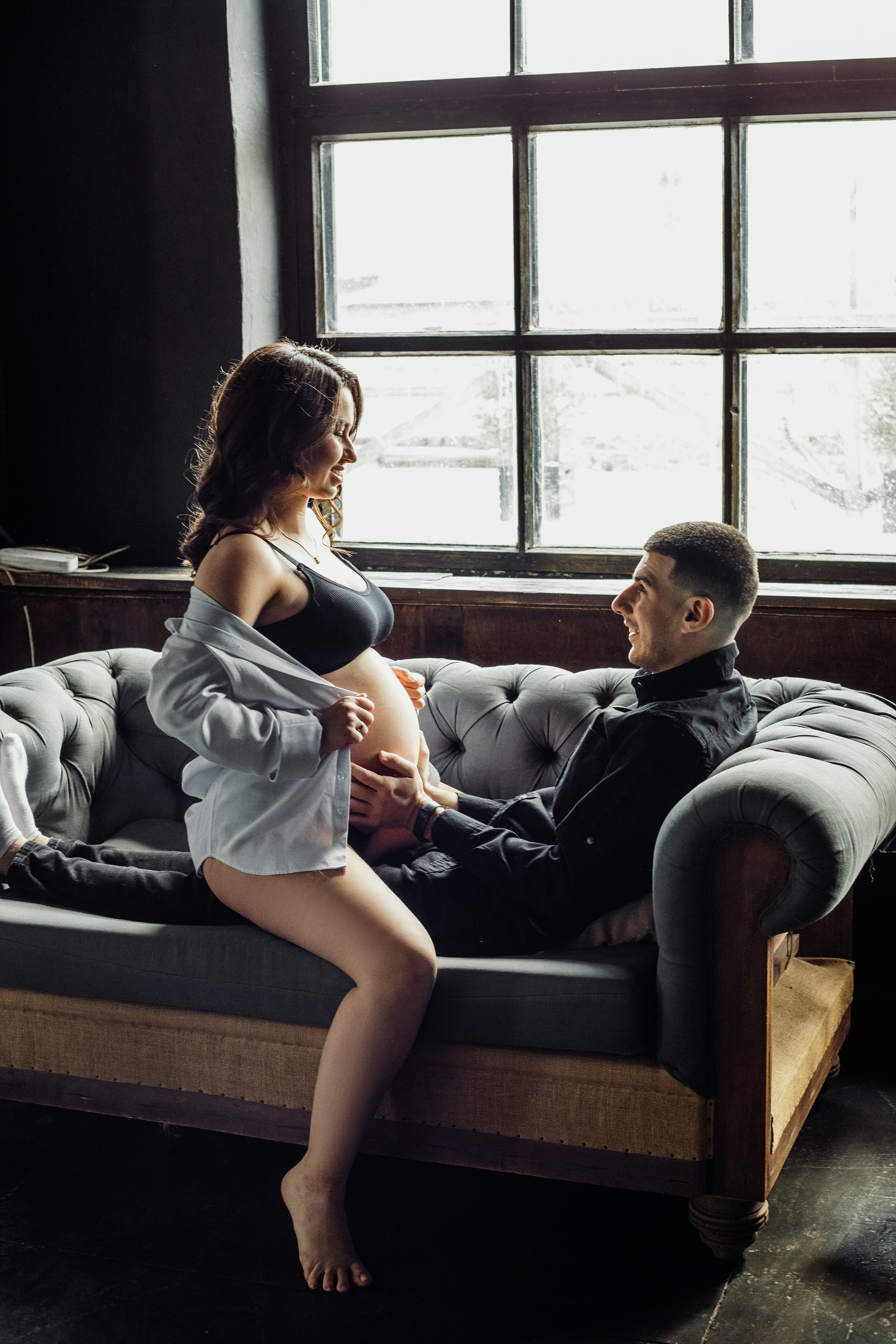 Studio Maternity Photography – A Cozy, Home-Like Experience. Alisa Tant — Family and newborn photographer Bucks County, Montgomery county, Philadelphia, NJ
