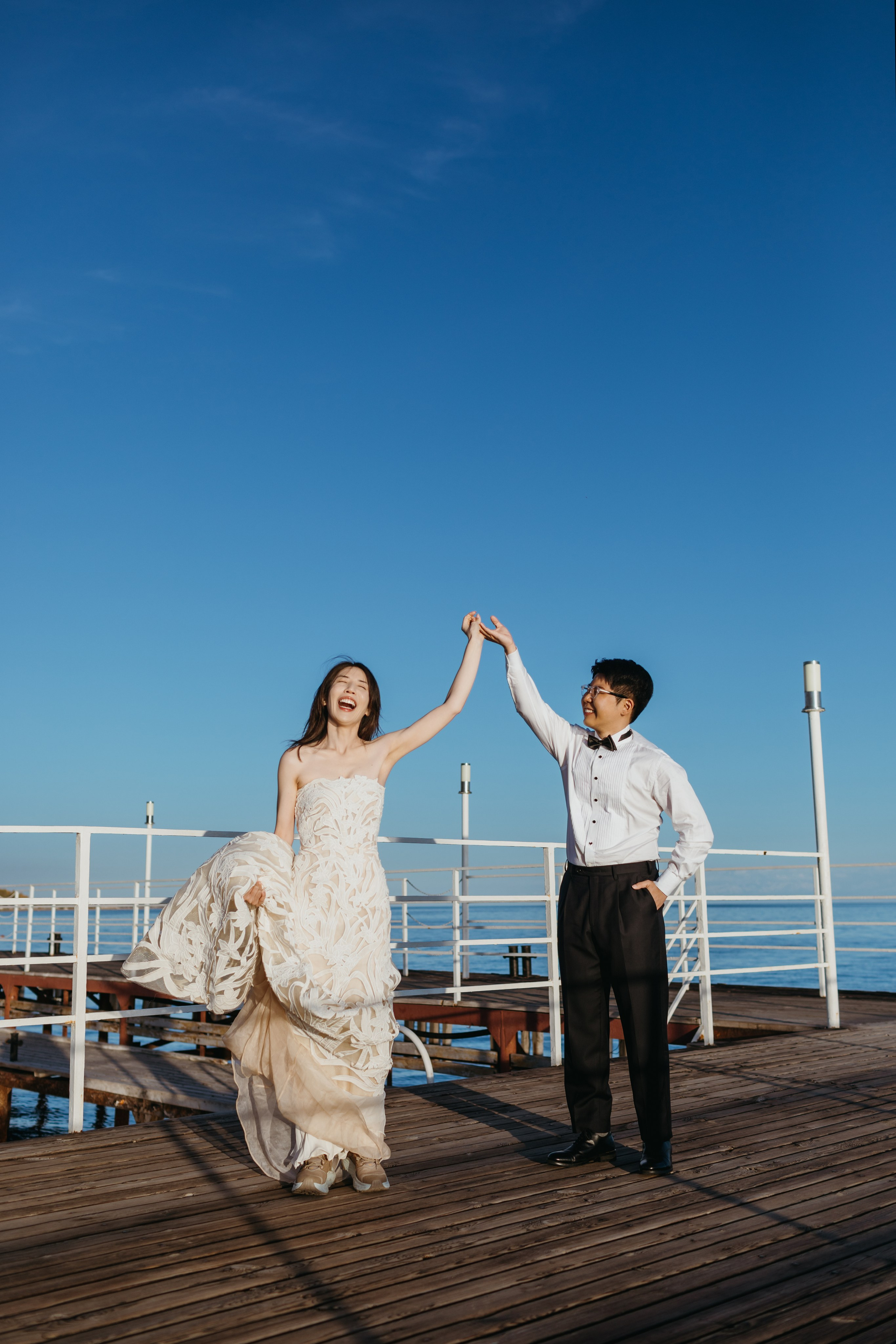 Чесан и Лиса (South Korea) — свадебная фотосессия на Иссык-Куле, пансионат “Каприз” | Chisun & Lisa — Issyk-Kul Lake wedding photos, Capriz. Фотограф в Бишкеке Оксана Шувалова