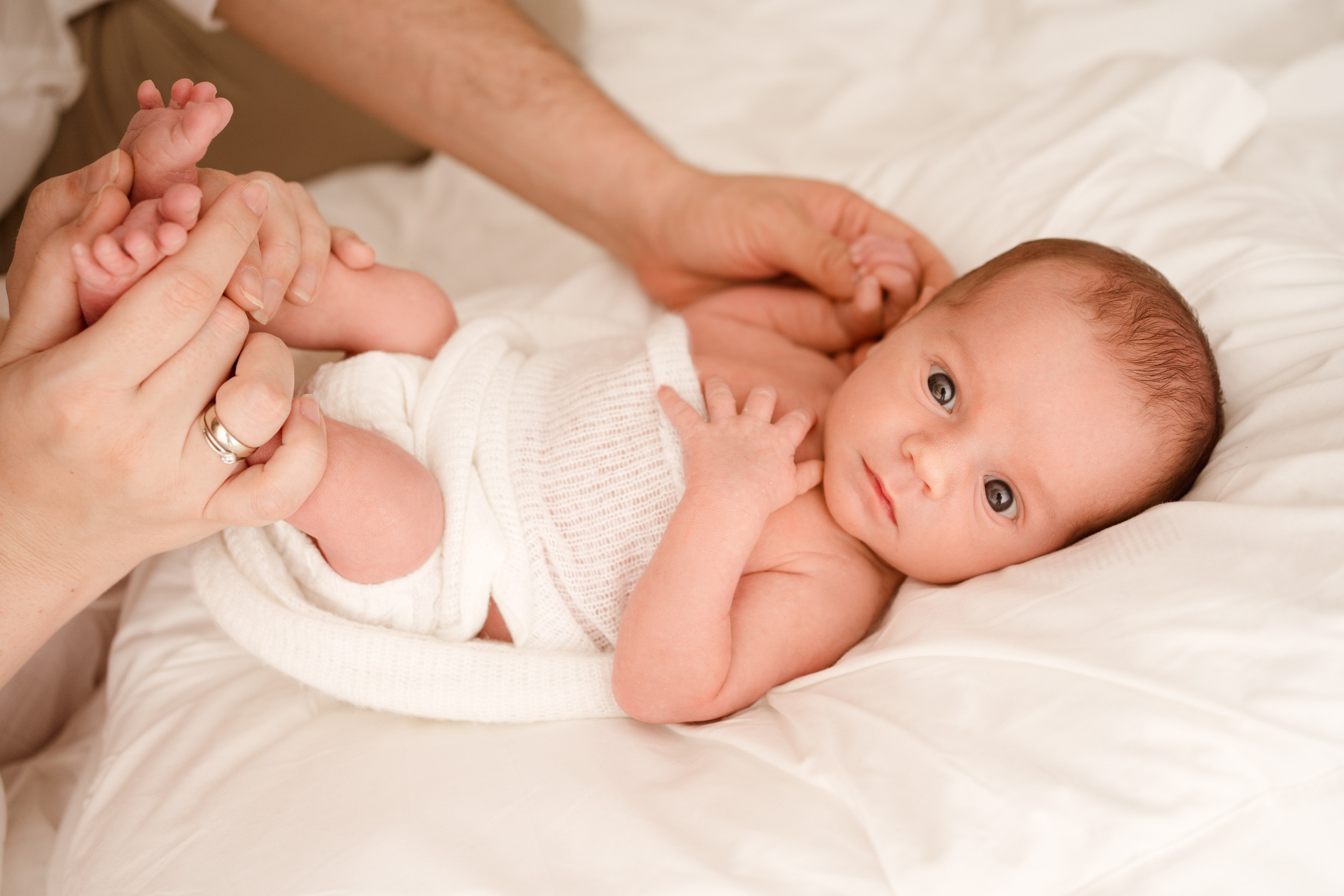 Sesja noworodkowa w świątecznym wydaniu. Fotograf Łódź - sesja ciążowa, noworodkowa, dziecięca. Studio w Łodzi