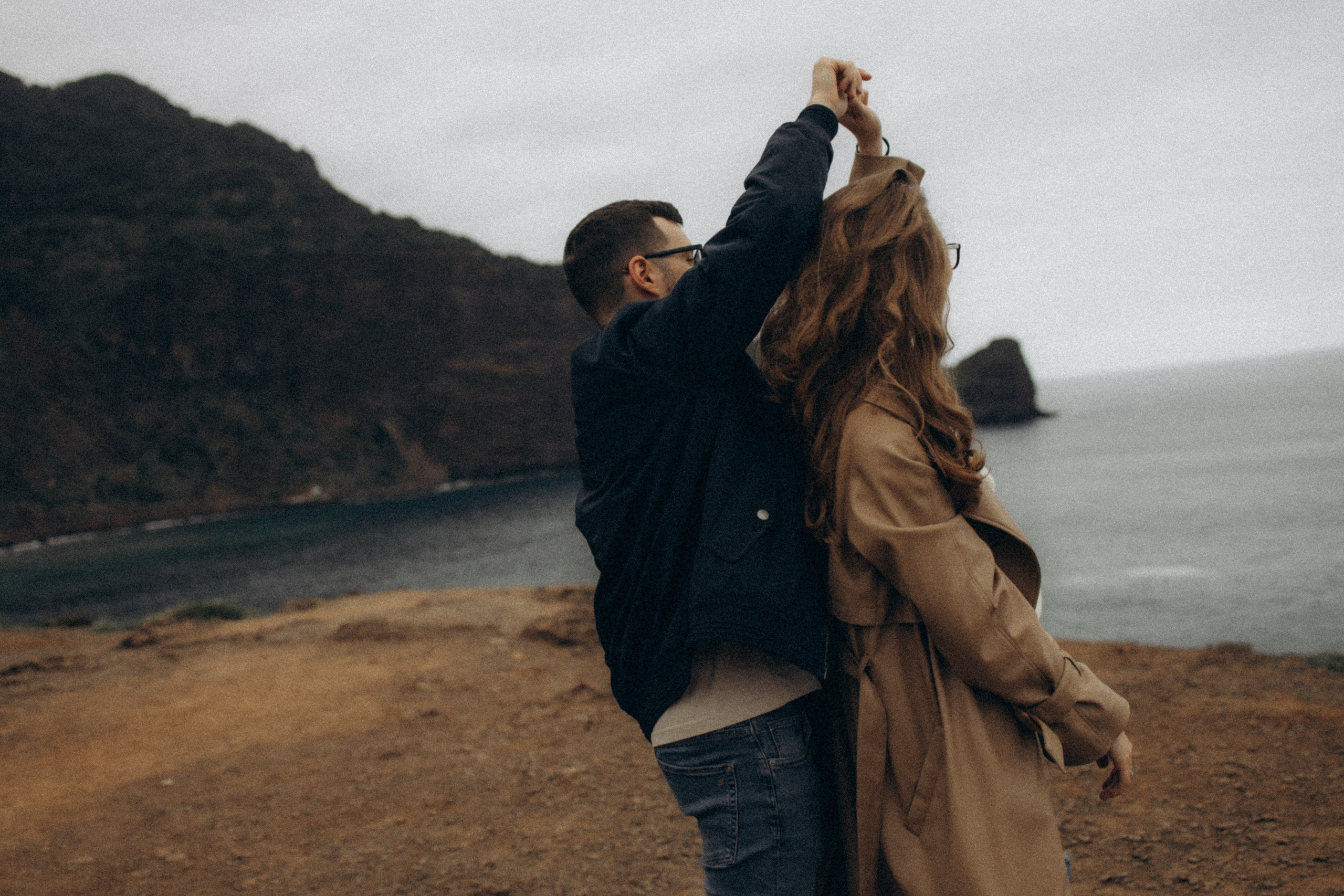 Dynamic couple photoshoot