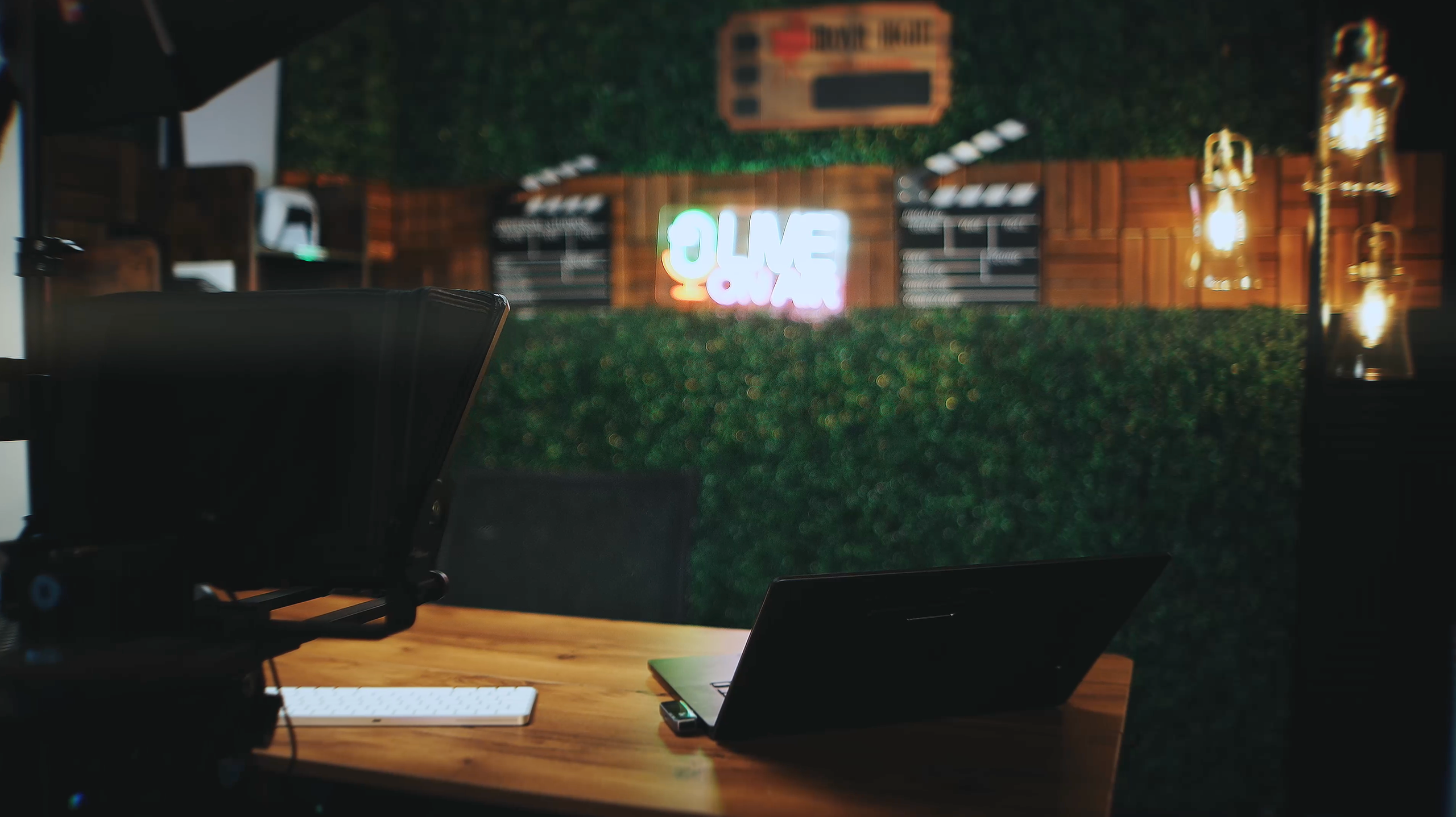 How to Choose the Best Podcast Studio in Hollywood & Miami — Before You Hit Record. Podcast & Photo Studio in Hollywood, FL | ProStudio1 LLC