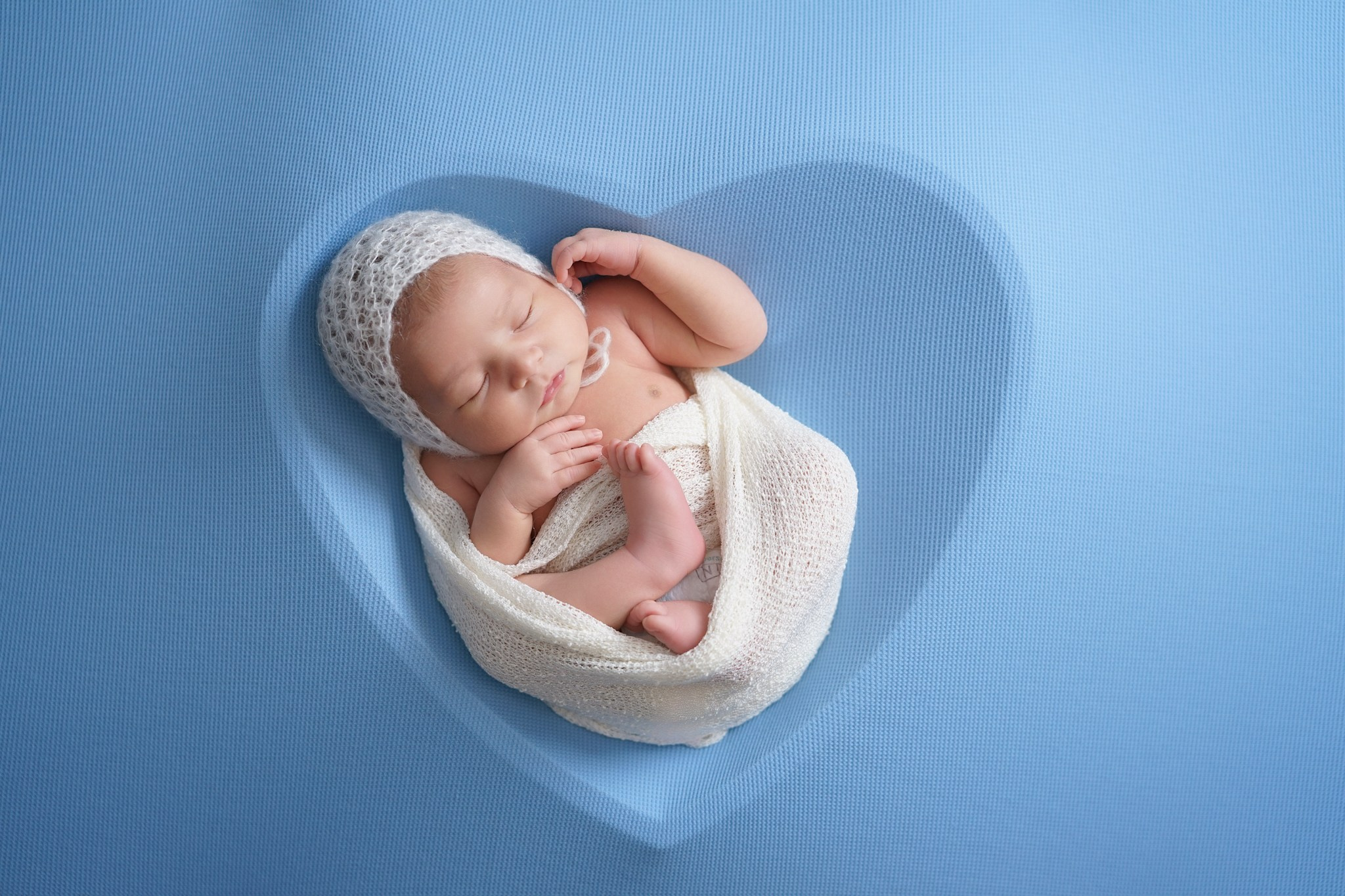 Posed Newborn. Maternity, family and newborn photography in San Francisco Bay Area