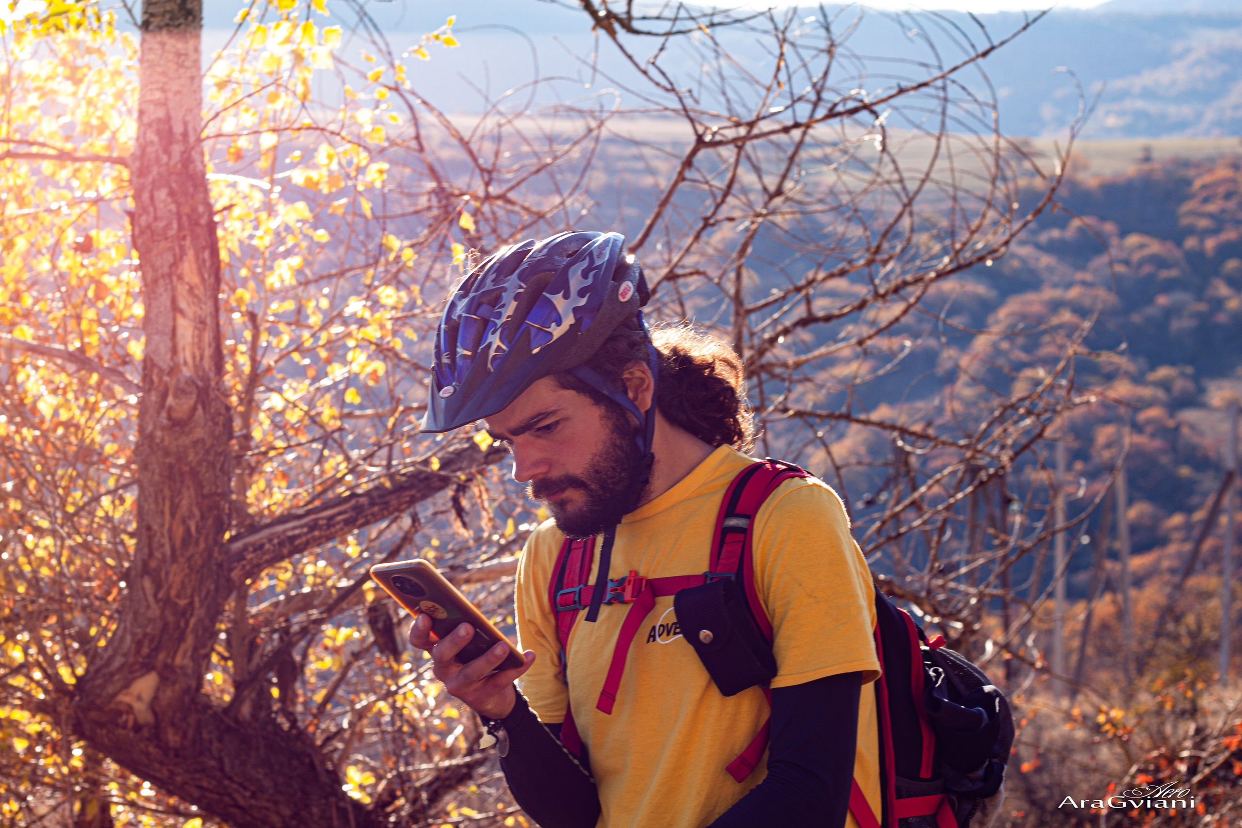 ჰიპოველოს შემოდგომის ველოტური წვერში. FramefreeMan