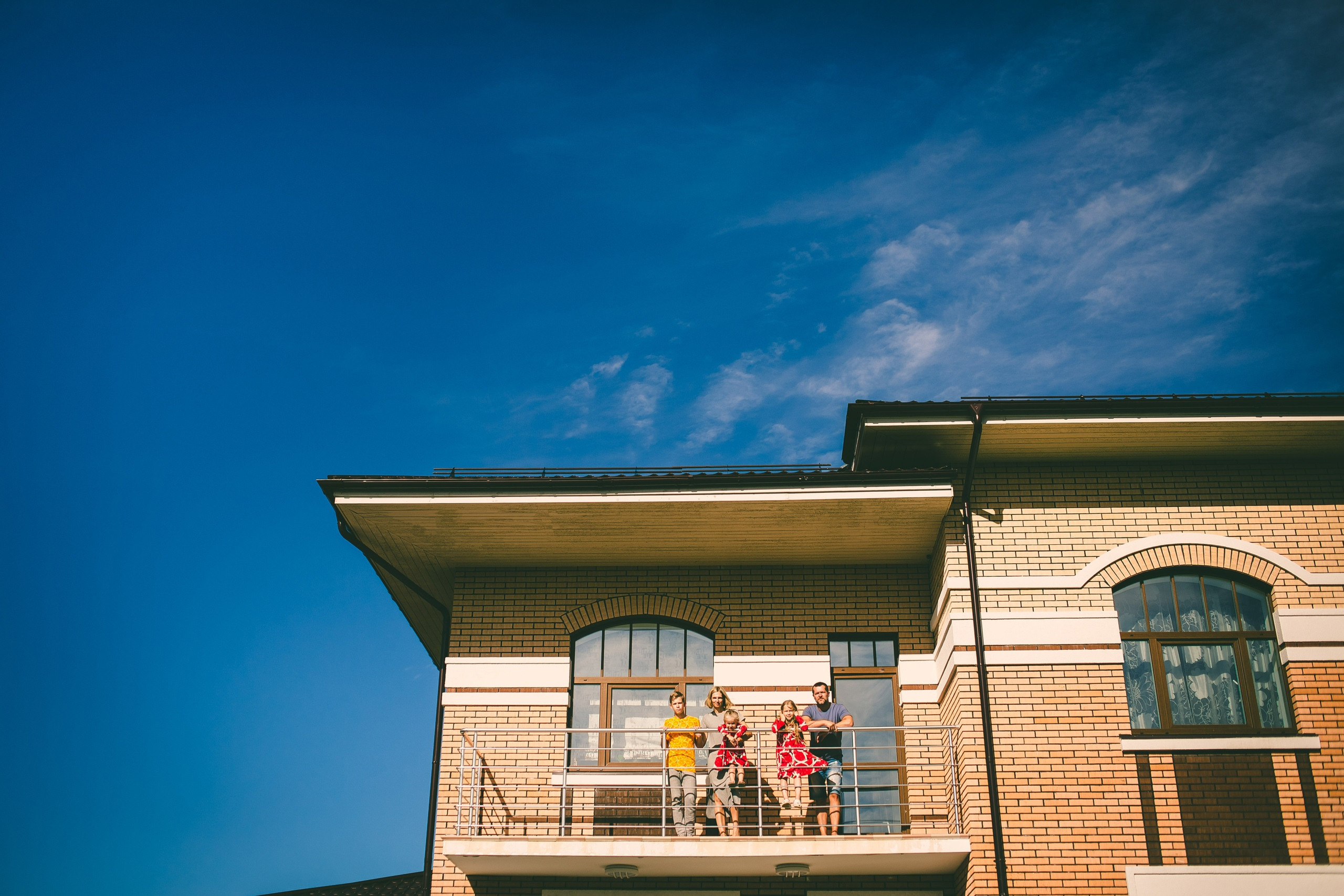 Photojournalistic-style. Portraits and photojournalistic photograph