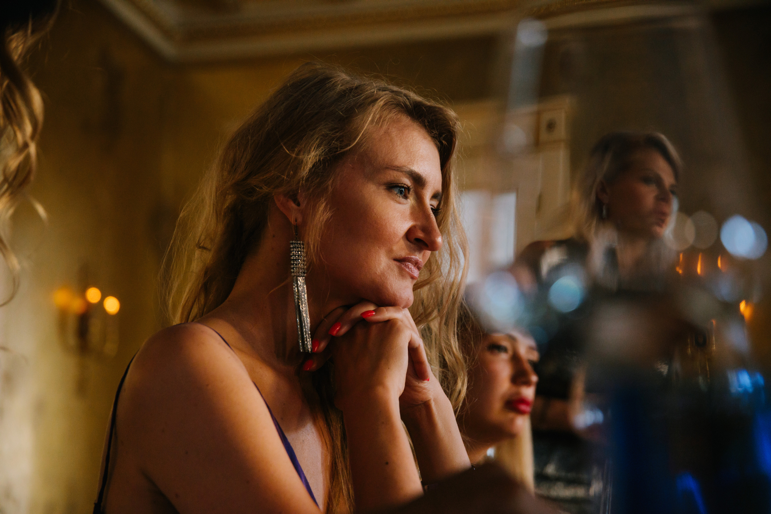 Photojournalistic-style. Portraits and photojournalistic photograph