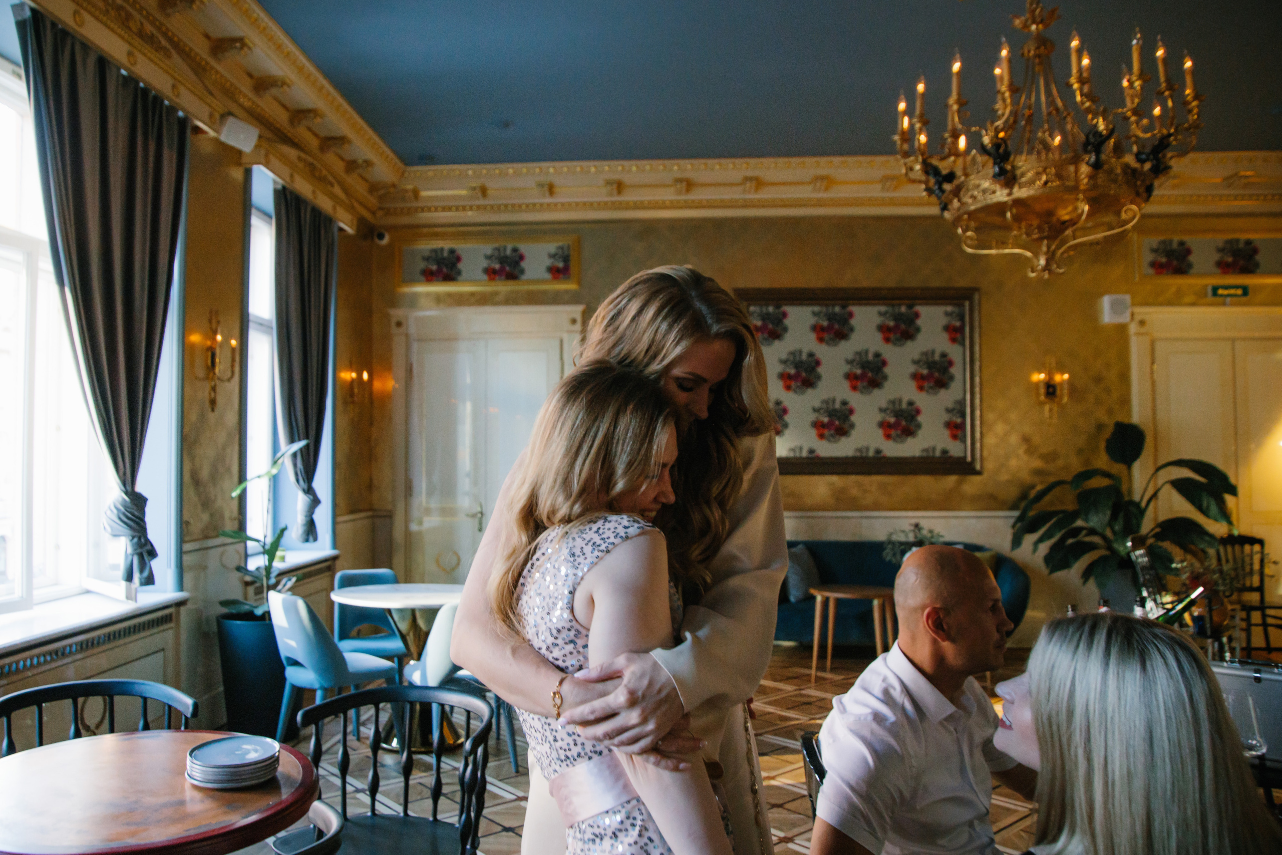 Photojournalistic-style. Portraits and photojournalistic photograph