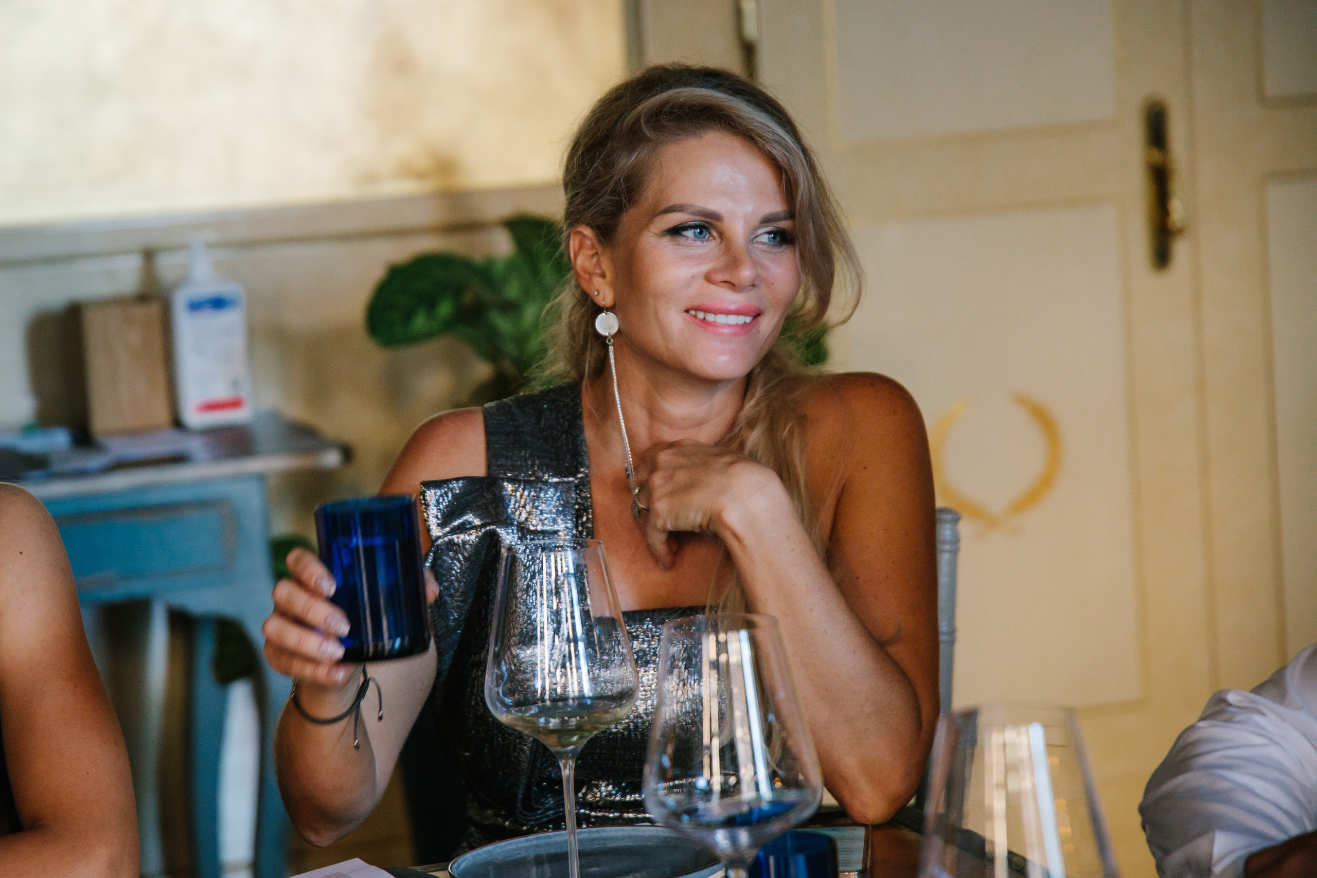 Photojournalistic-style. Portraits and photojournalistic photograph