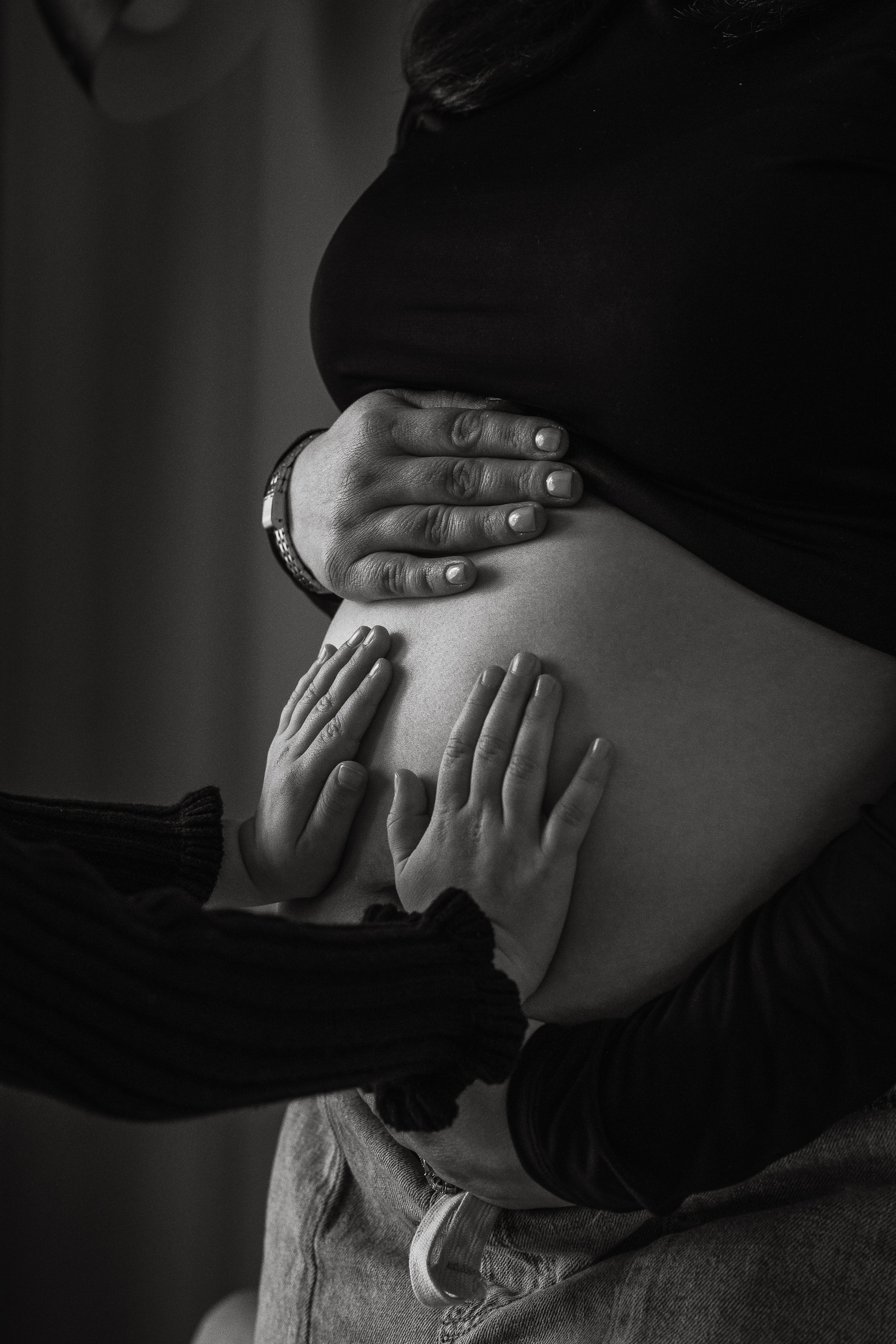 Home Maternity Photography – Relaxed & Candid Pregnancy Moments. Alisa Tant — Family and newborn photographer Bucks County, Montgomery county, Philadelphia, NJ