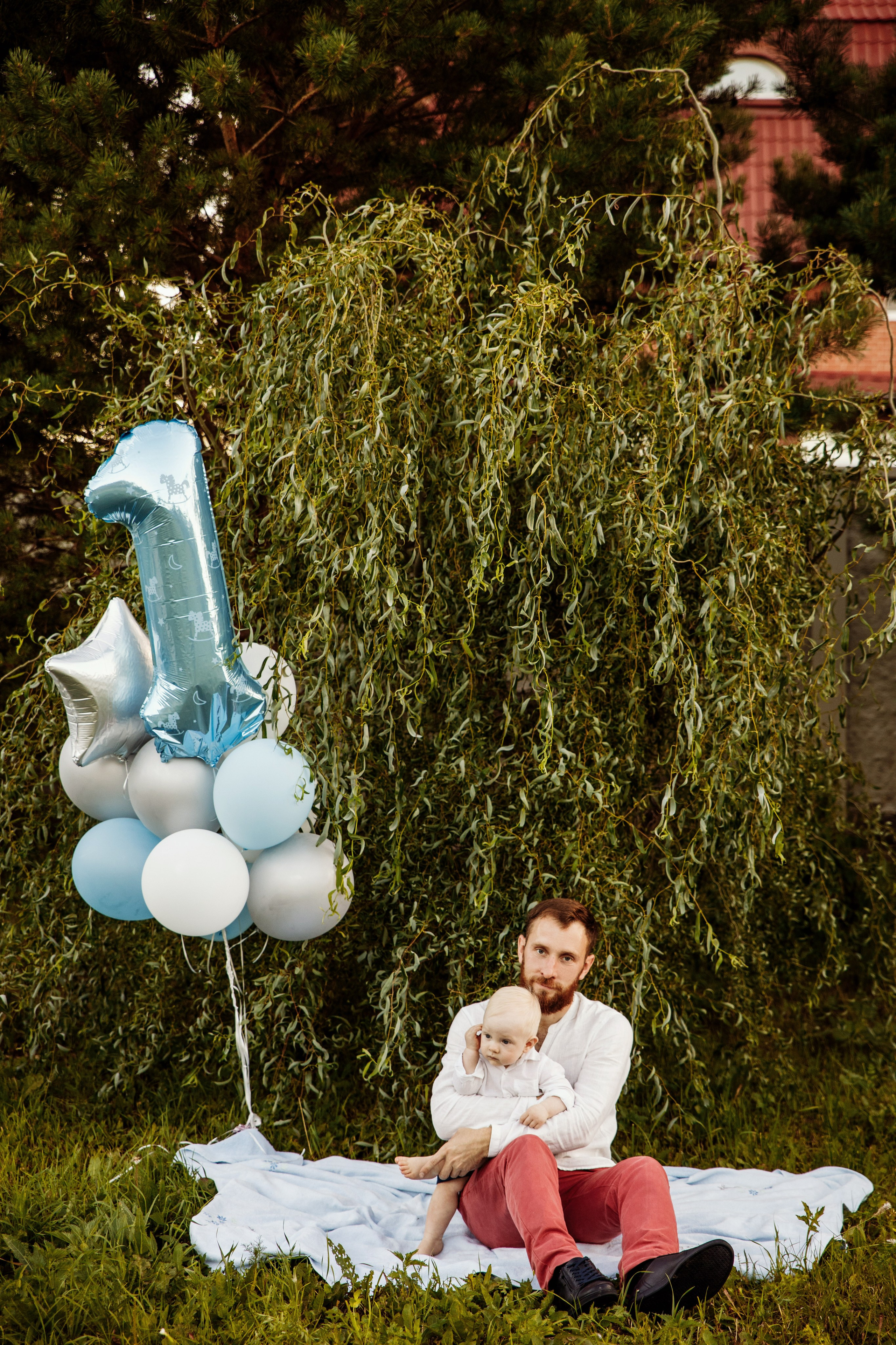 Outdoor First Birthday Photoshoot – Fun & Playful Moments. Alisa Tant — Family and newborn photographer Bucks County, Montgomery county, Philadelphia, NJ