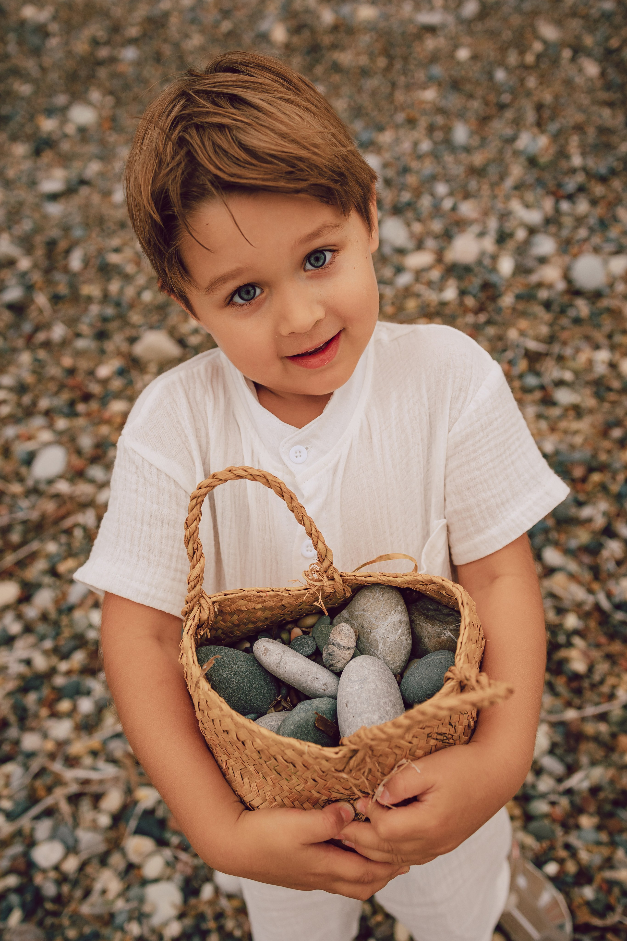 Family photoshoot. Photographer in Cyprus