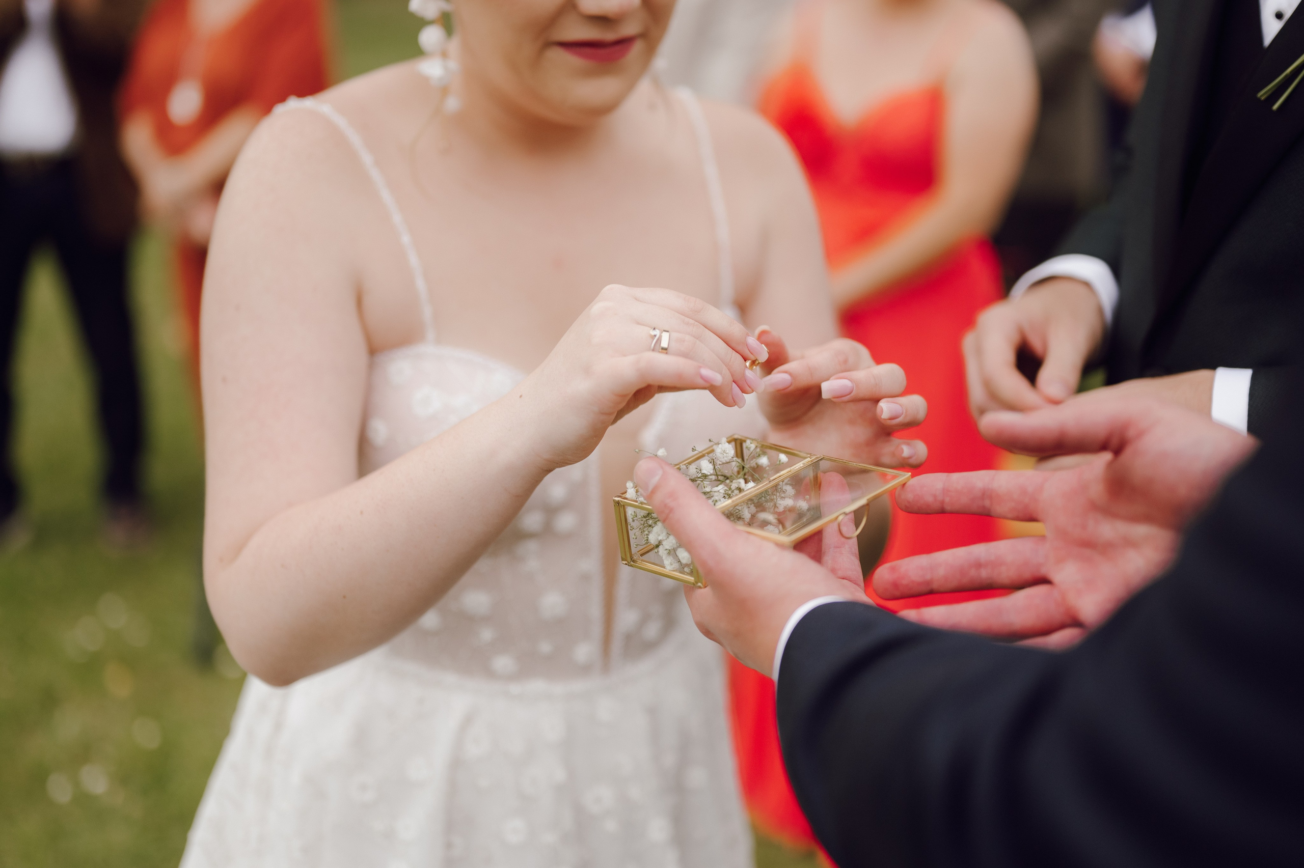 Kasia & Kuba | Wesele w stodole Owczarnia. Ślubny fotograf Poznań | Oliwia Makara