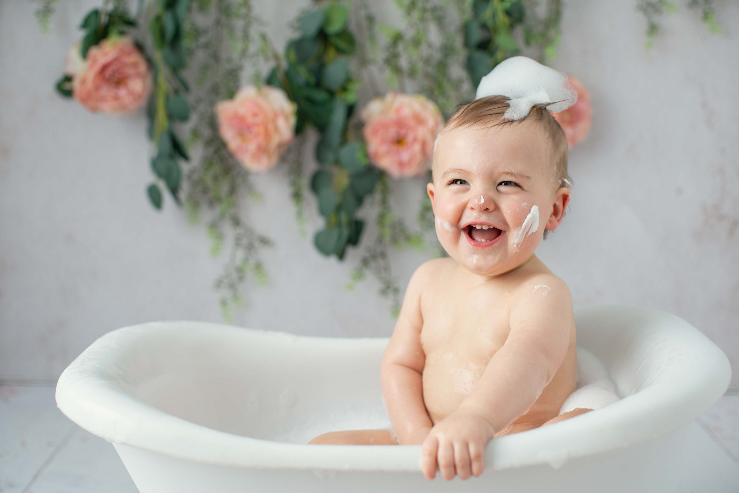 Cake Smash Baby Photoshoot Hills Disctrict Sydney, family photographer