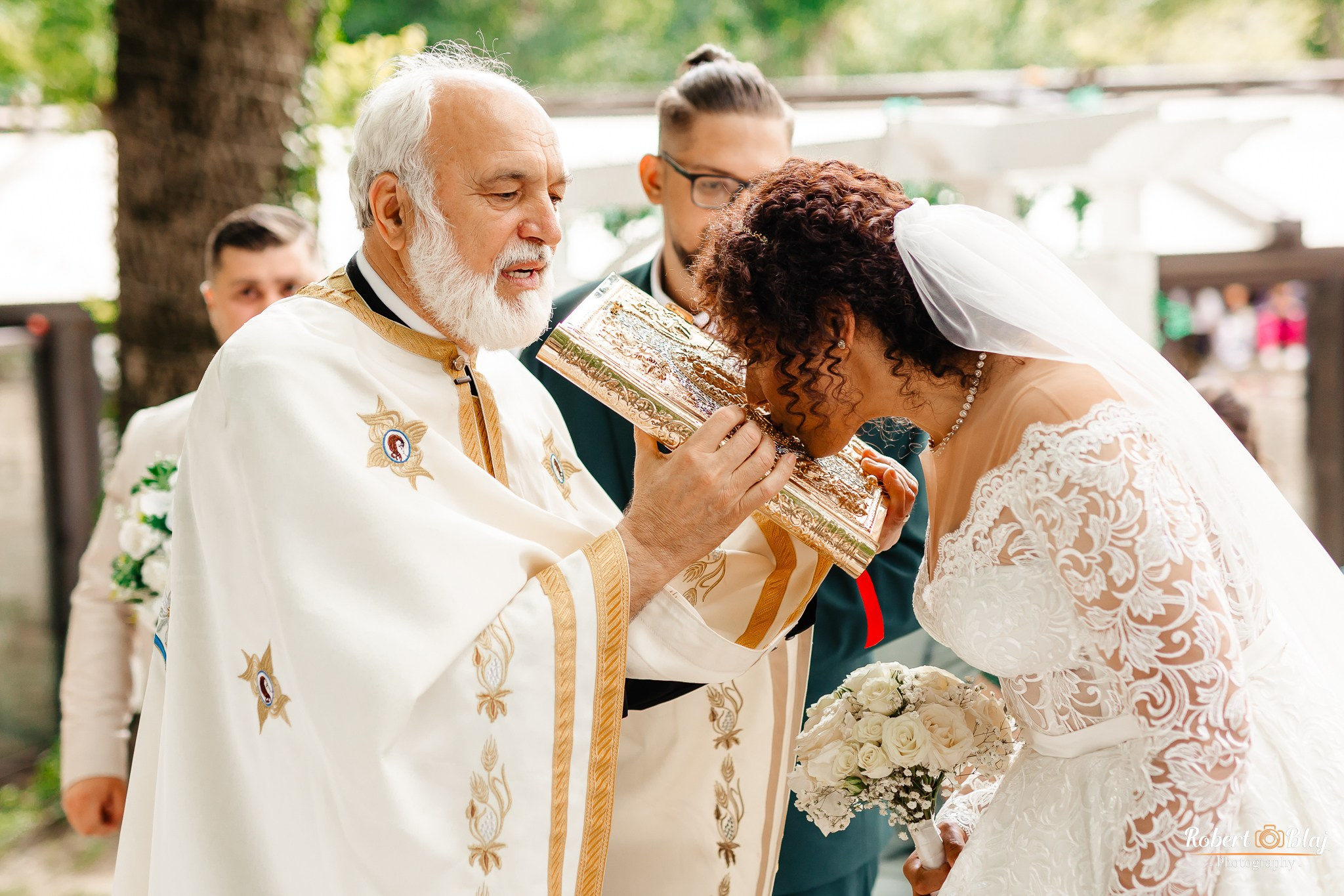 Veronica & Sebastian. Robert Blaj - Fotograf Nuntă Iași