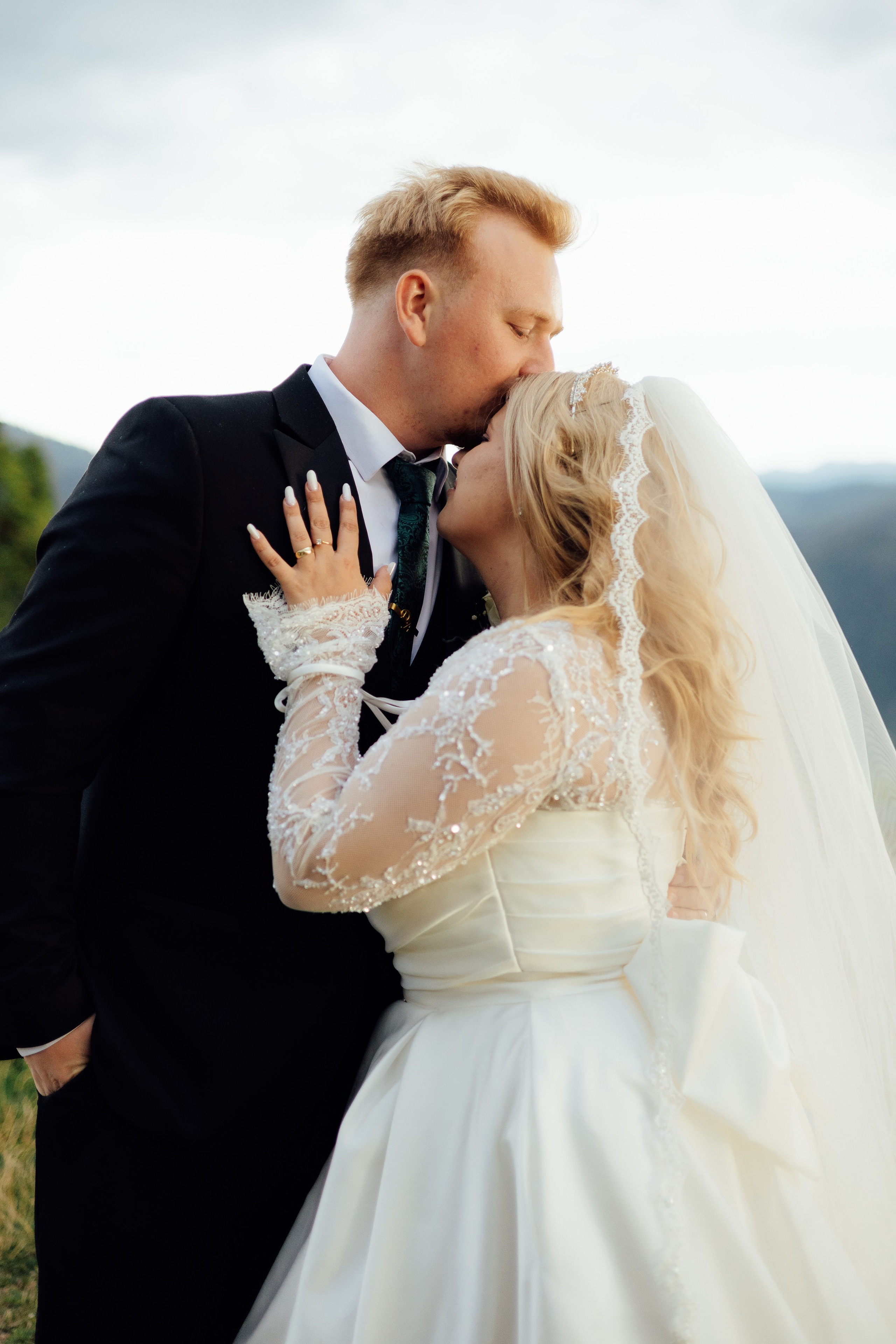 Alexia and David. Sara Luca Wedding Photographer in Italy and Europe