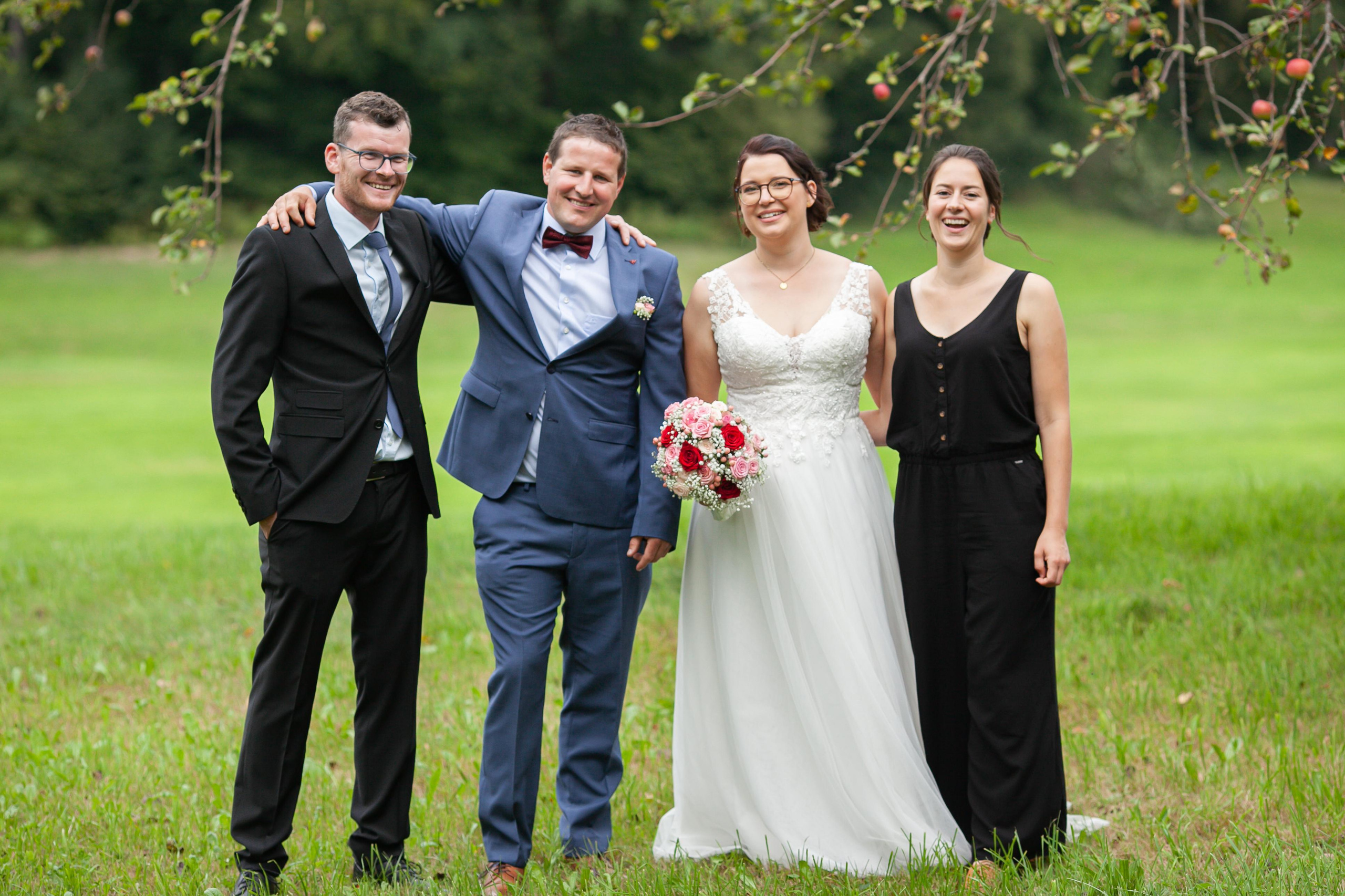 Gruppenbild Hochzeit