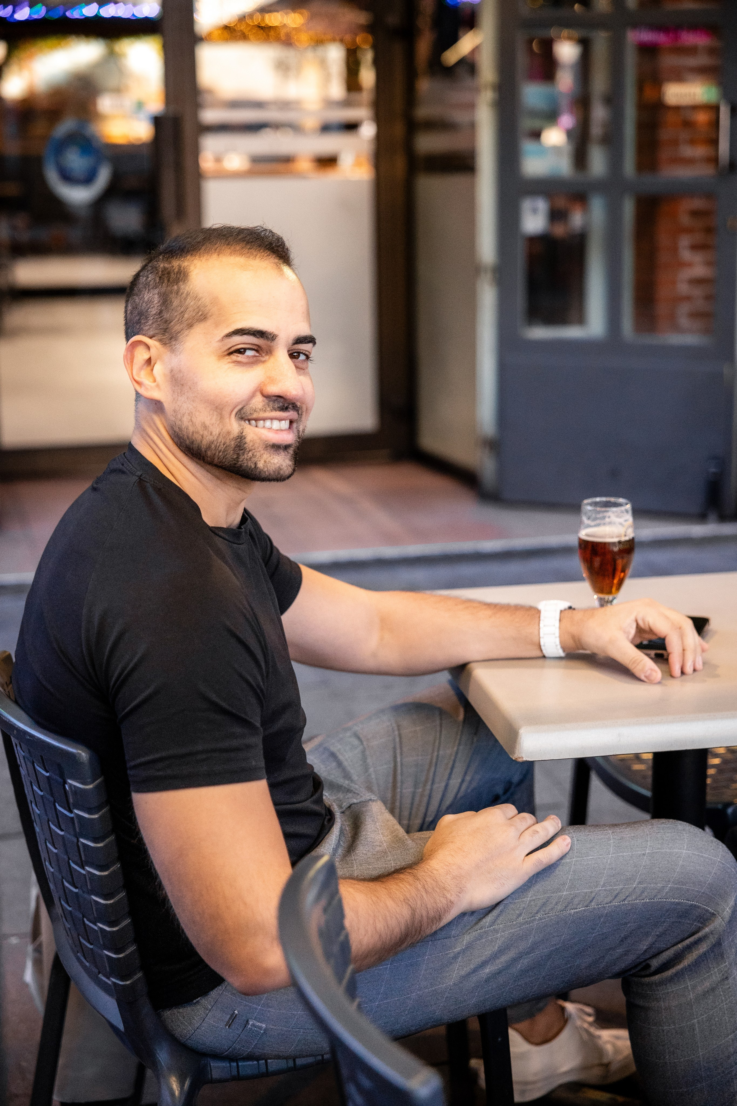 Tailored photo sessions for your personal brand. Eugénie Smirnova — your photographer in Toulouse and southwest France