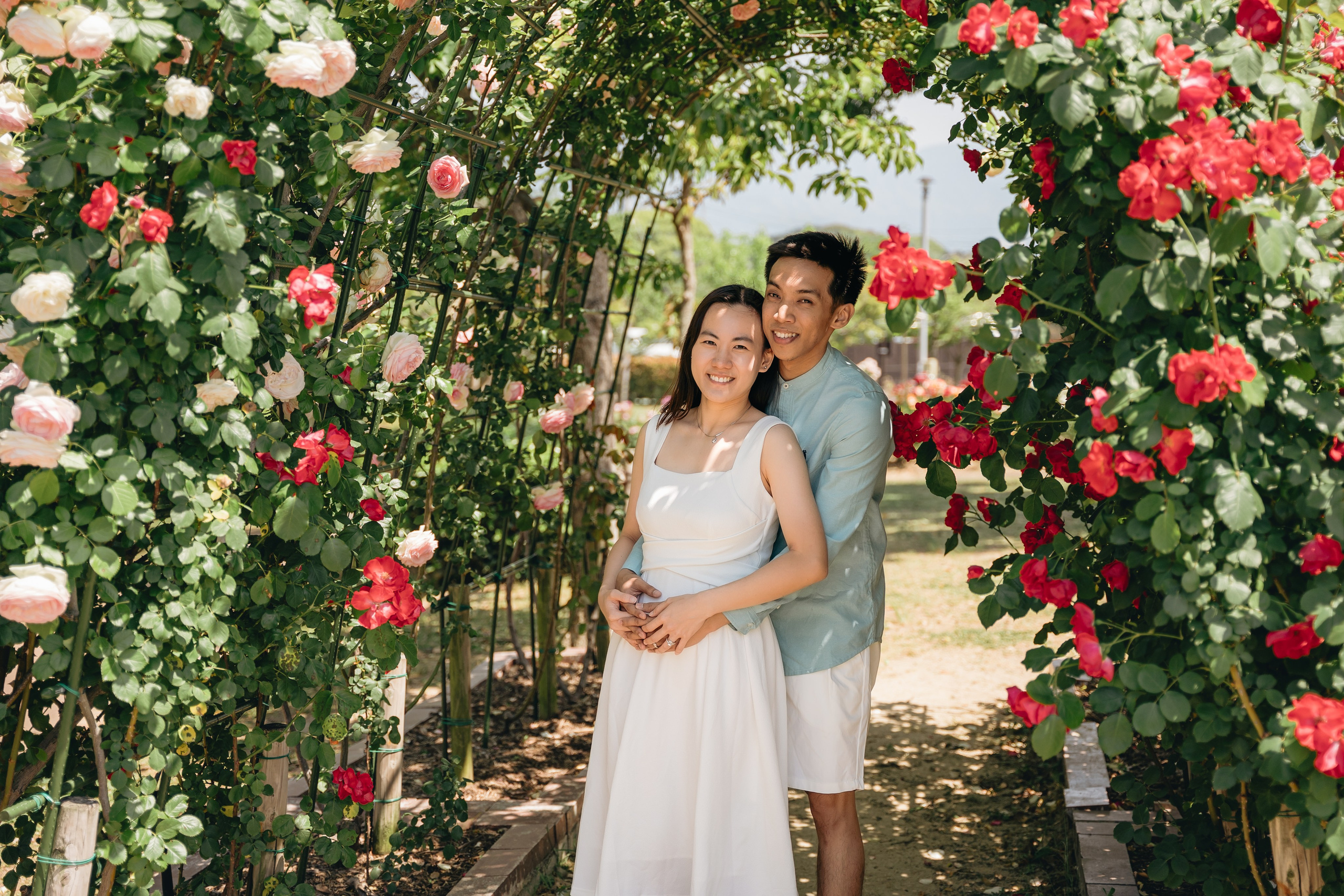 Fukuoka Couple Photoshoot: Roses, Totoro Forest & Sunset Love Story