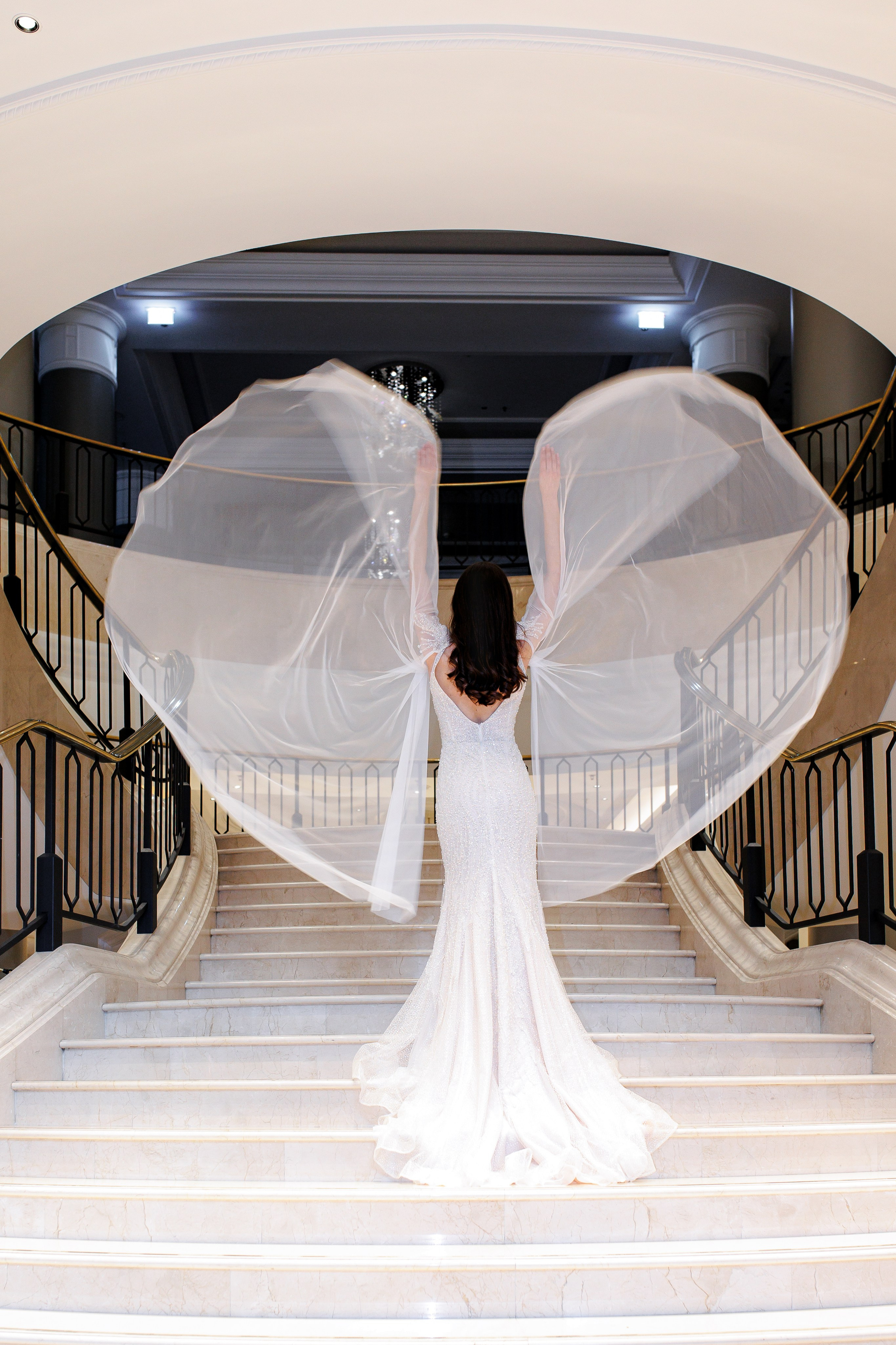 Getting Ready im Ritz Carlton Berlin: Ein zauberhafter Start in den Hochzeitstag. Hochzeitsfotografie in Berlin Nataliia Schütze