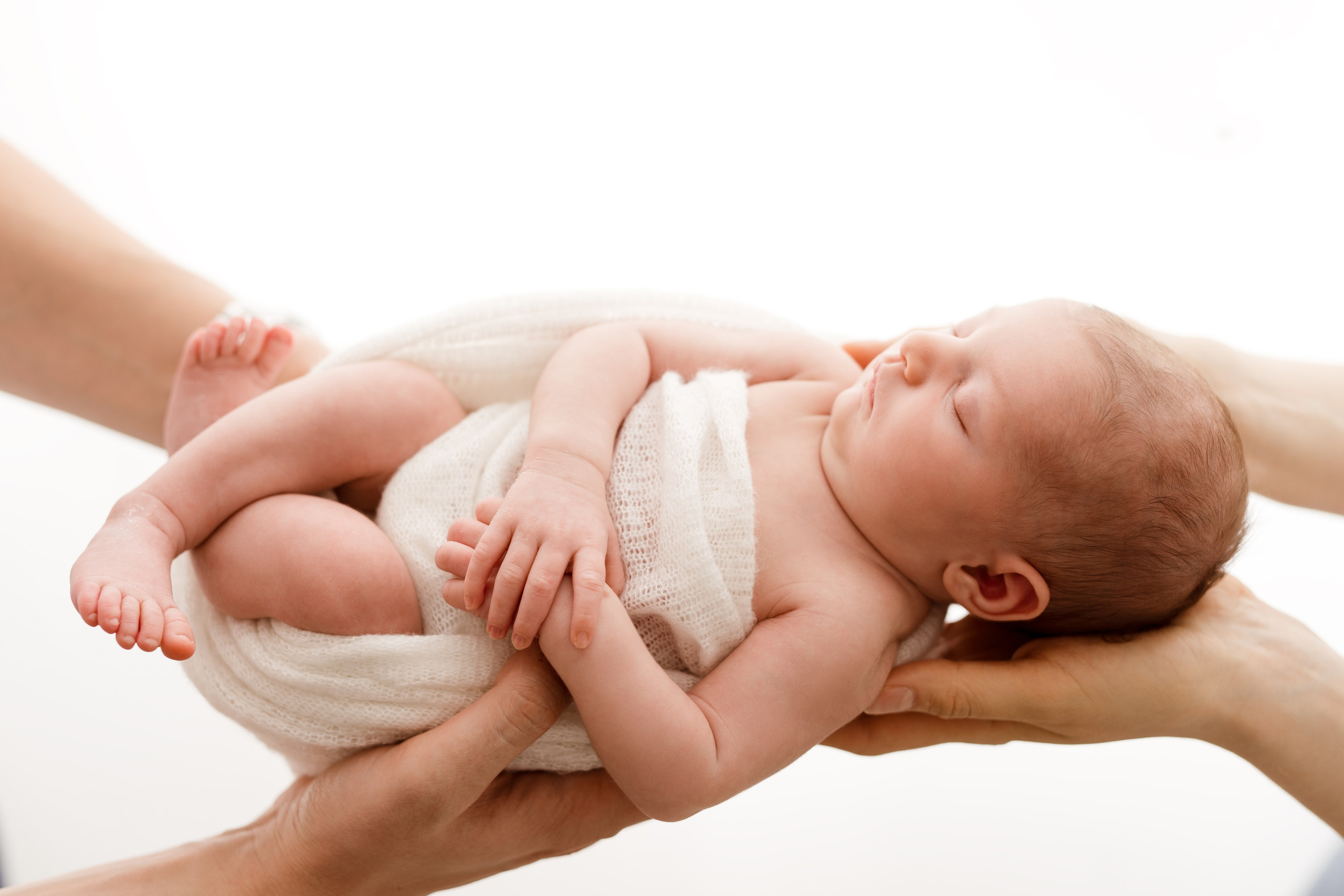 Sesja noworodkowa malutkiej Kaji. Fotograf Łódź - sesja ciążowa, noworodkowa, dziecięca. Studio w Łodzi