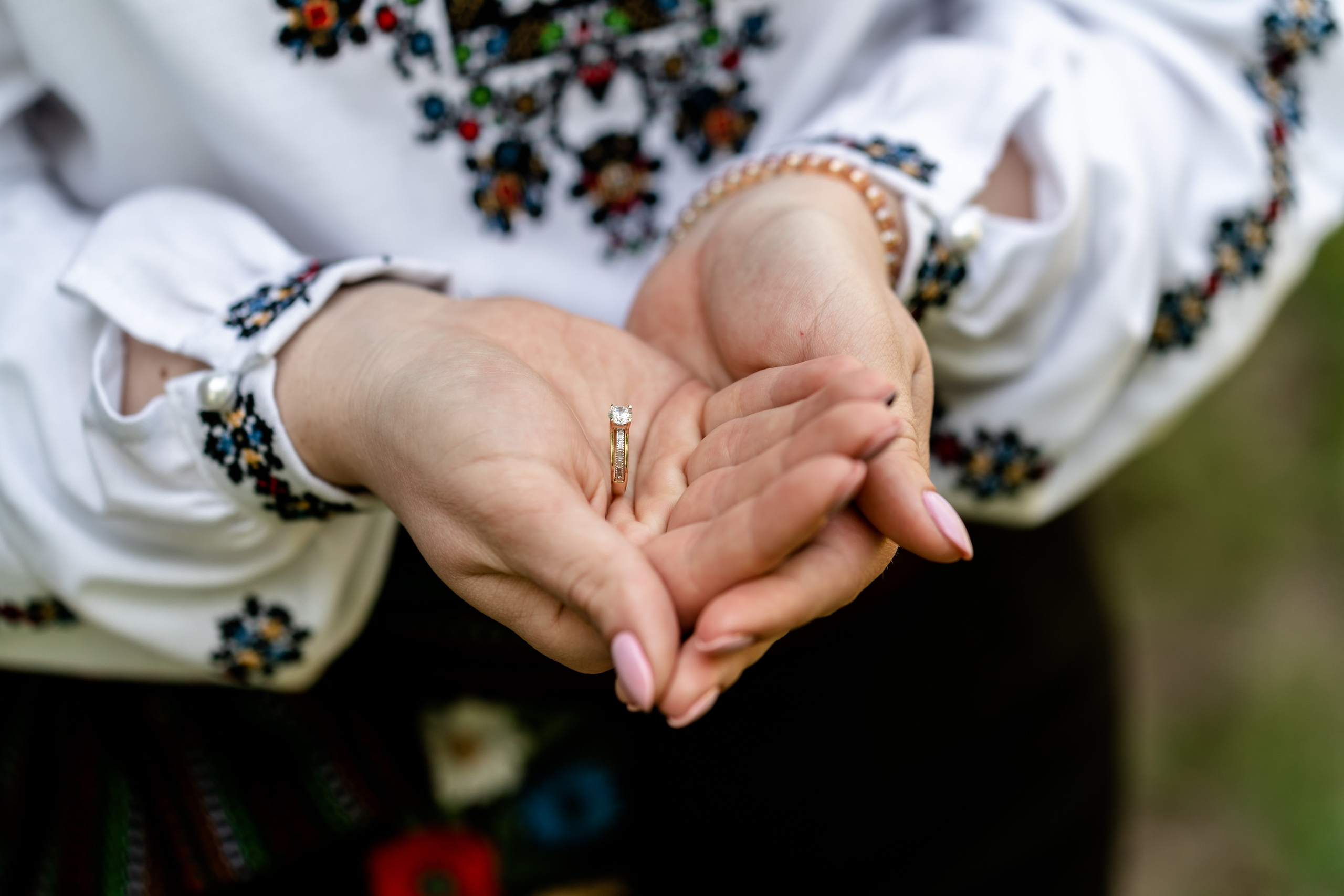 - save-the-date-petrică-claudia-ședință-foto-logodnă - cuplu-îndrăgostit-ședință-foto-romantică - anunț-nuntă-petrică-claudia-save-the-date - fotografii-save-the-date-iași-botoșani-suceava - petrică-claudia-poze-logodnă-foto-alin-chirilă - ședință-foto-pre-nuntă-save-the-date - save-the-date-poze-emotionante-cuplu - logodnă-foto-petrică-claudia-alino-foto-studio - ședință-foto-natură-cuplu-viitori-miri - alin-chirilă-fotograf-save-the-date-petrică-claudia