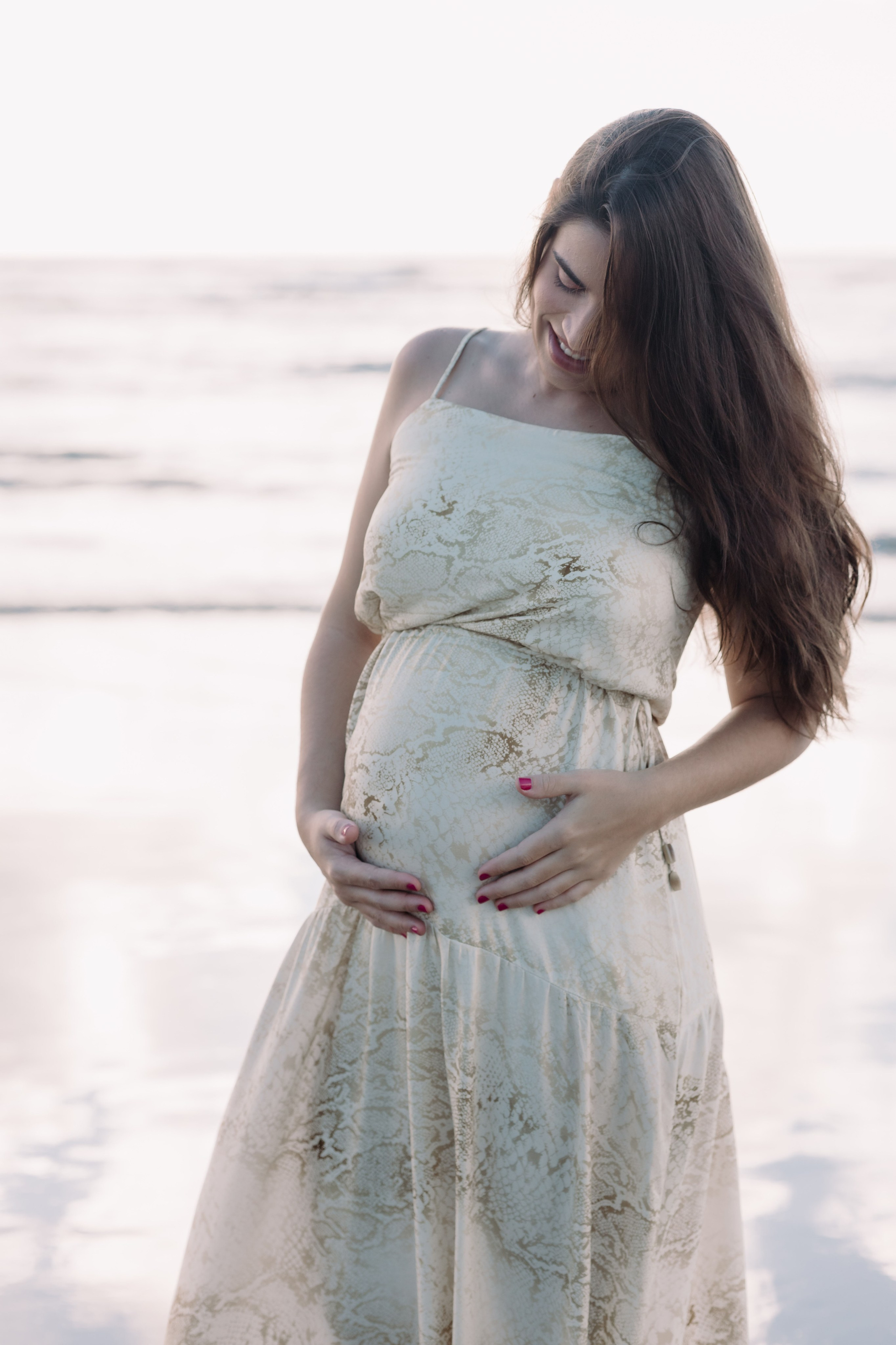 Gestante em momento de pausa durante o ensaio