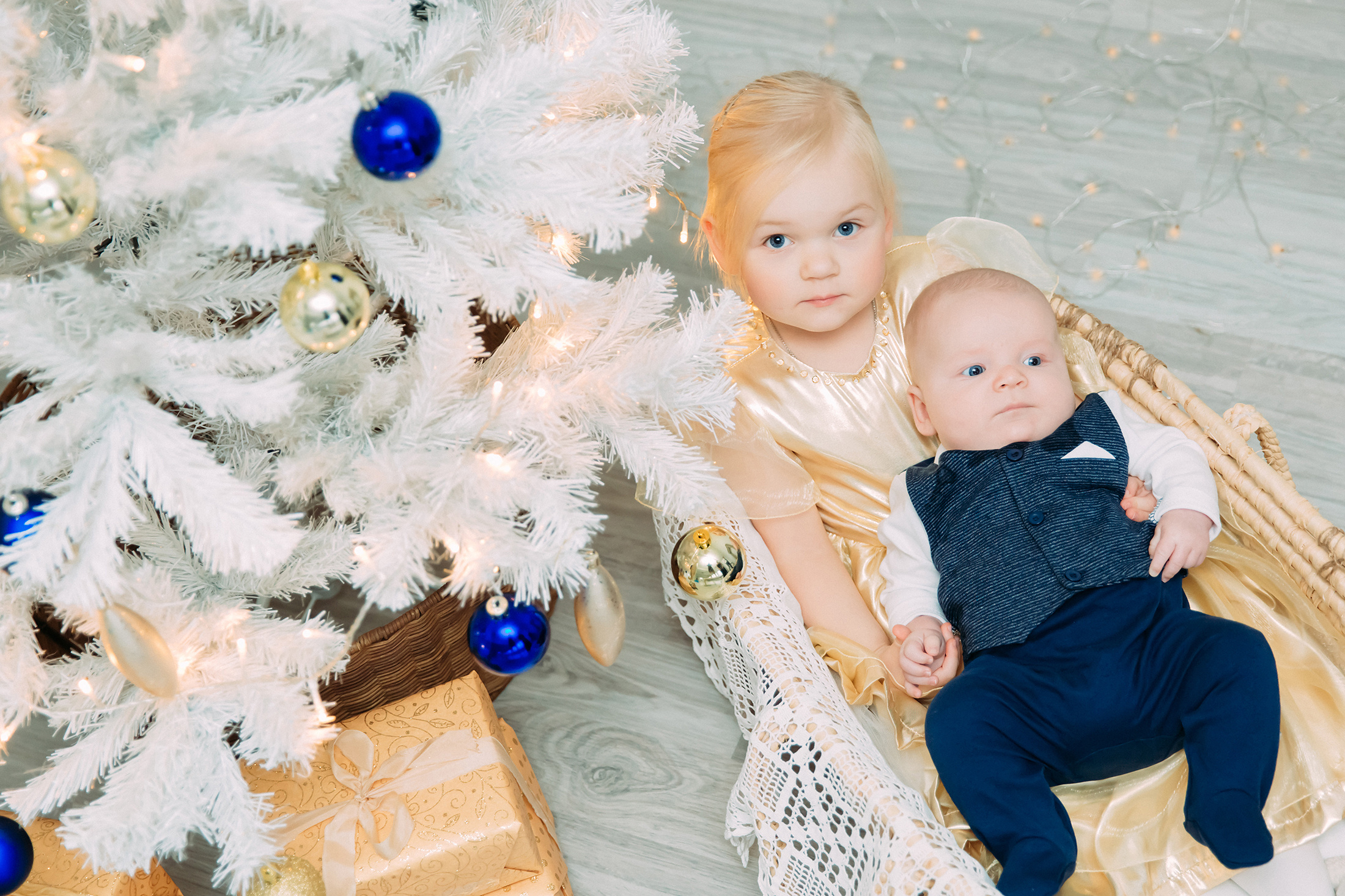 Joulun taikaa — joulukorttikuvaus lapsille