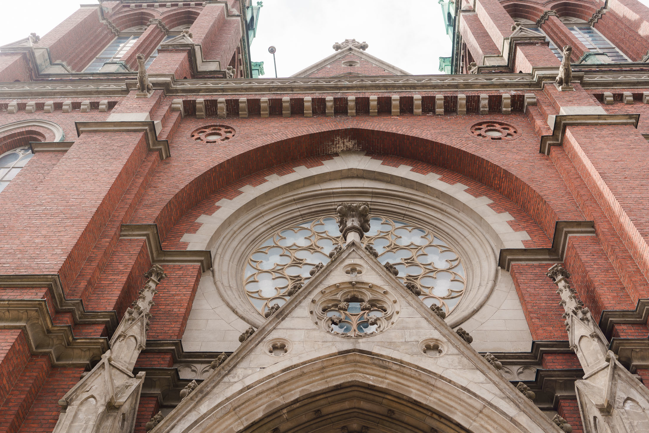 Kesähäät Käpylän työväentalo, hääkuvaus Helsinki