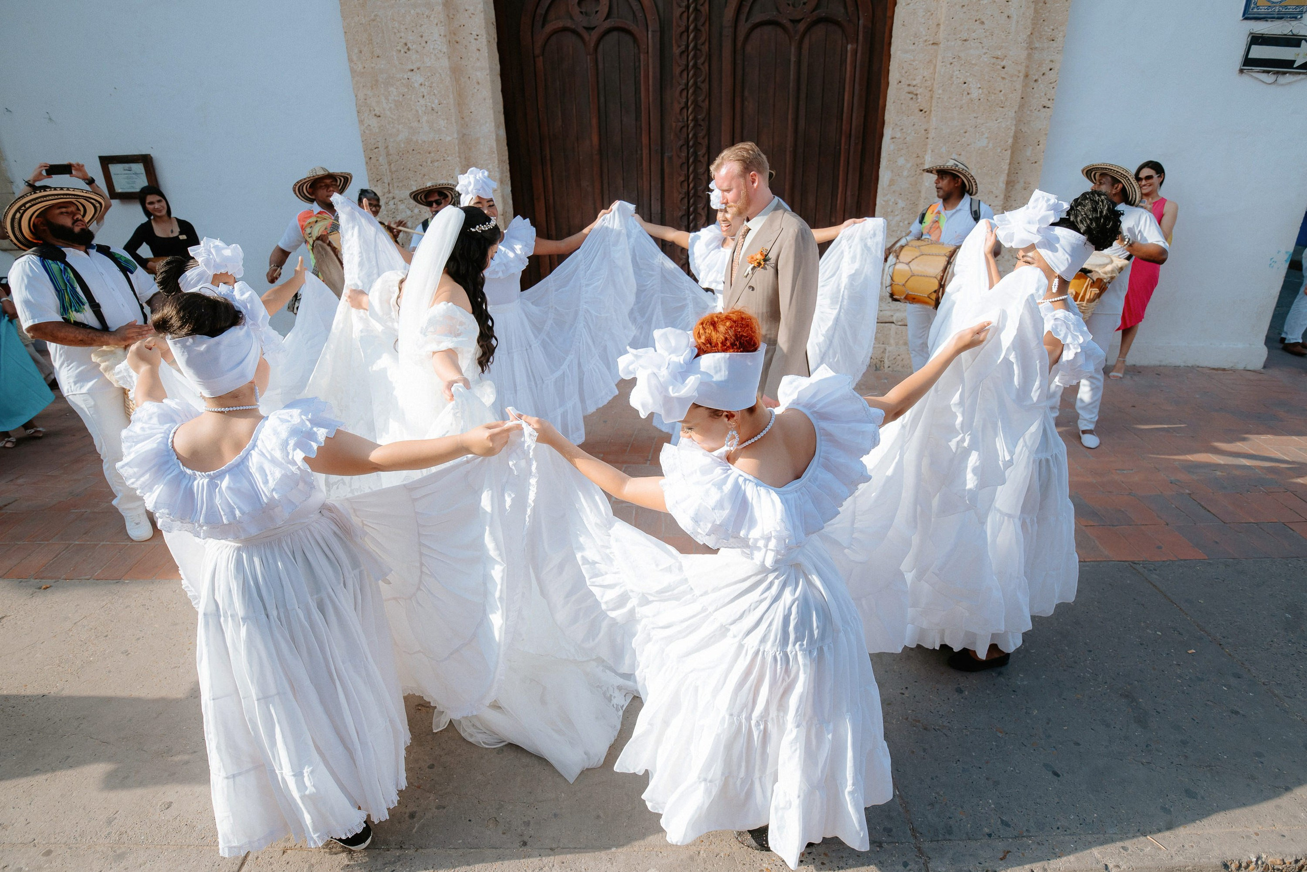 Cindy + Garrett | Destination Wedding Photos in Cartagena 2025 – César Vanegas Photography. César Vanegas Photography | Wedding & Travel Photographer | Cartagena, Colombia