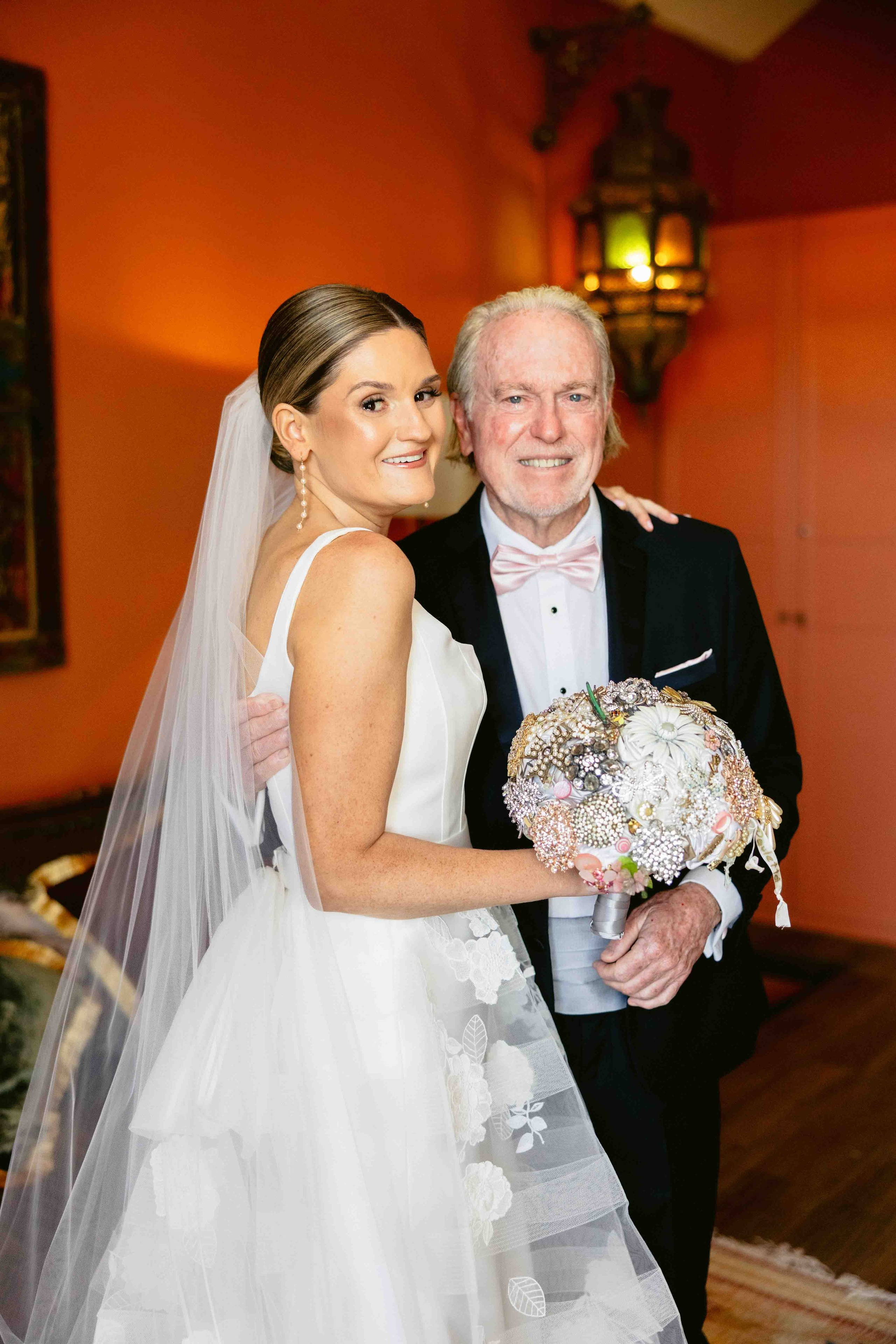 First Look Bride and her father in Gran Villa Rosa Barcelona