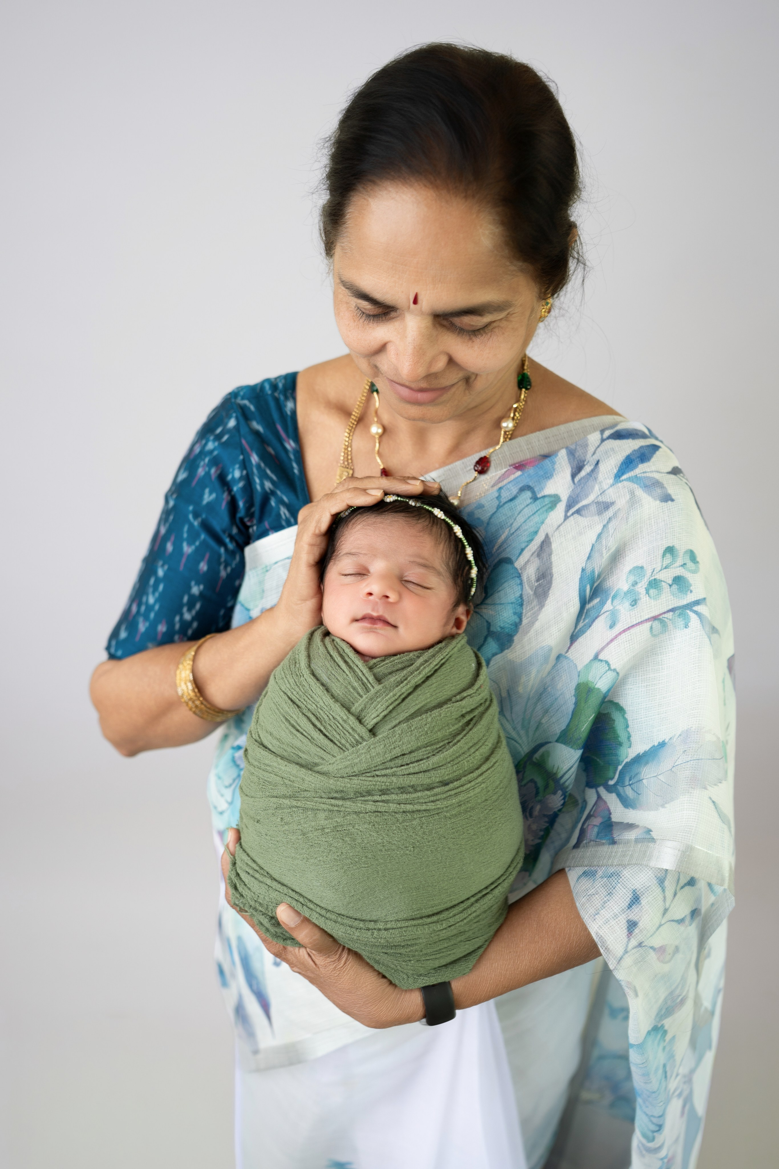 Newborn+Family. Maternity, family and newborn photography in San Francisco Bay Area