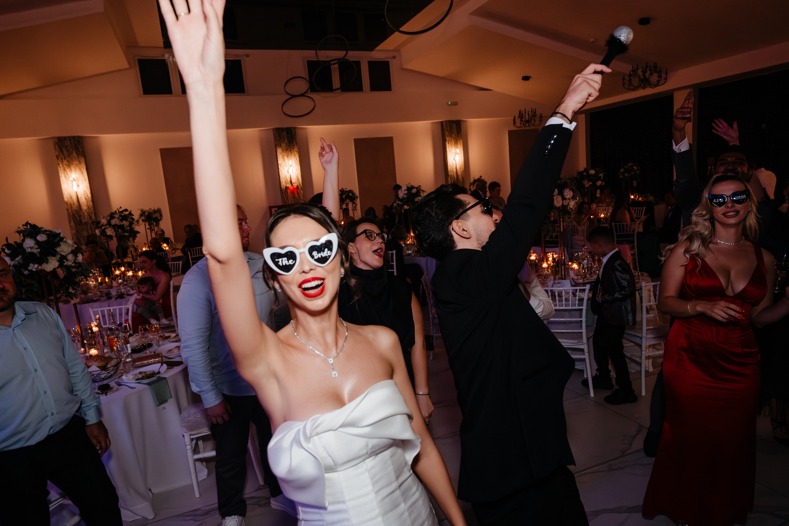 Povestea de nuntă a lui Anca și Dragoș în Bacău | Fotografie de Eveniment. Raw Studio. Fotograful tau de nunta!