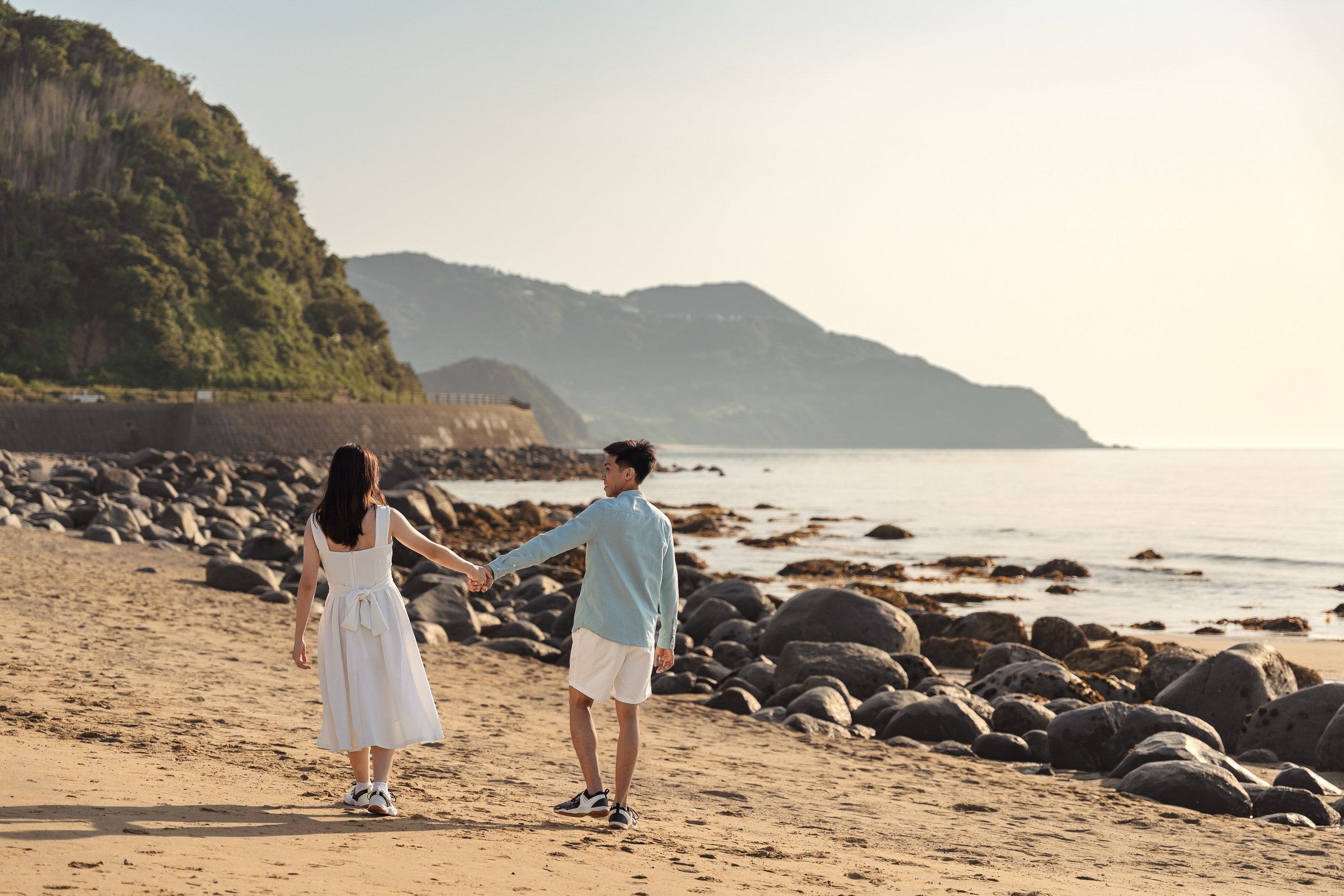 Fukuoka Couple Photoshoot: Roses, Totoro Forest & Sunset Love Story