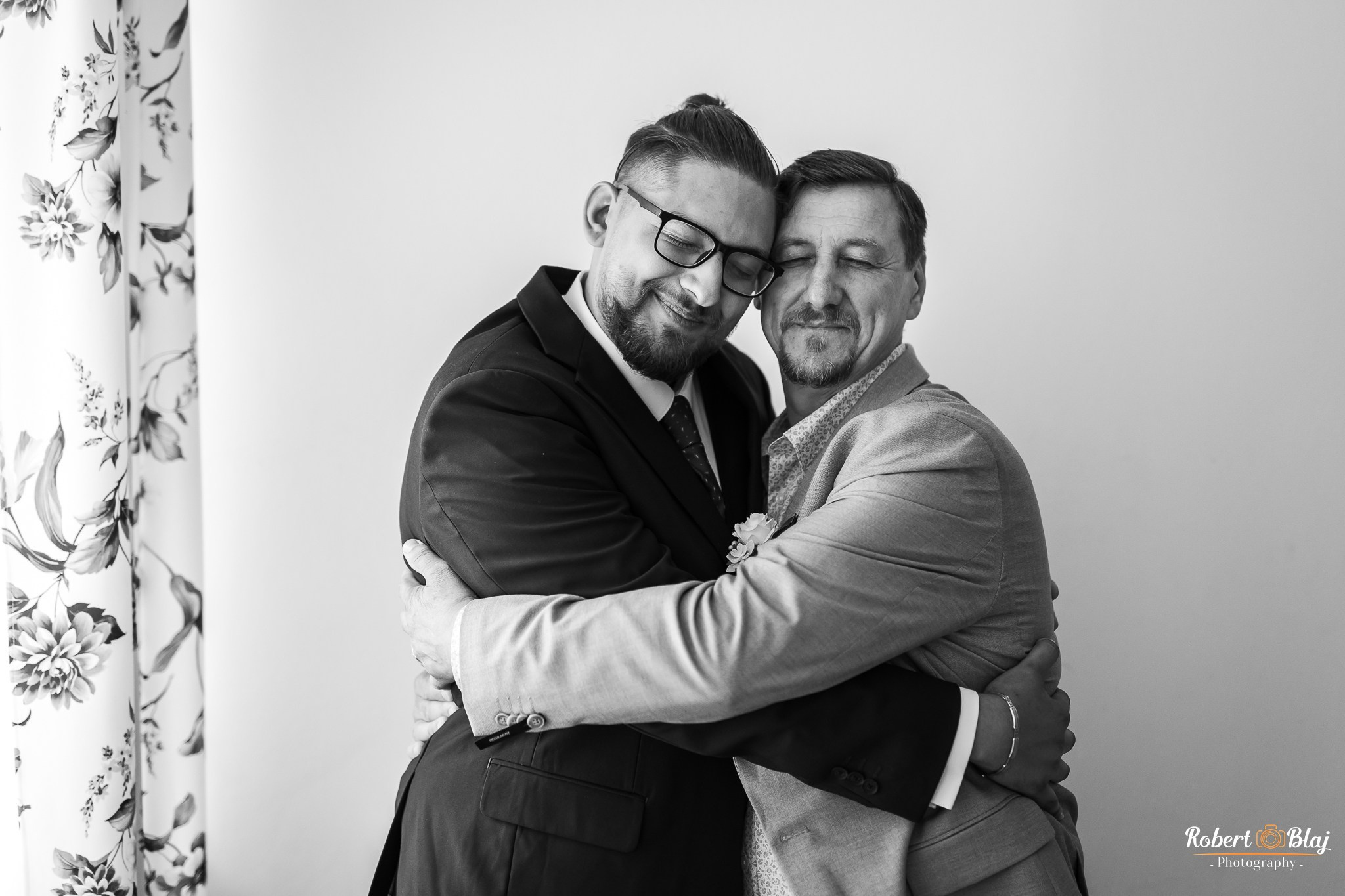 Veronica & Sebastian. Robert Blaj - Fotograf Nuntă Iași