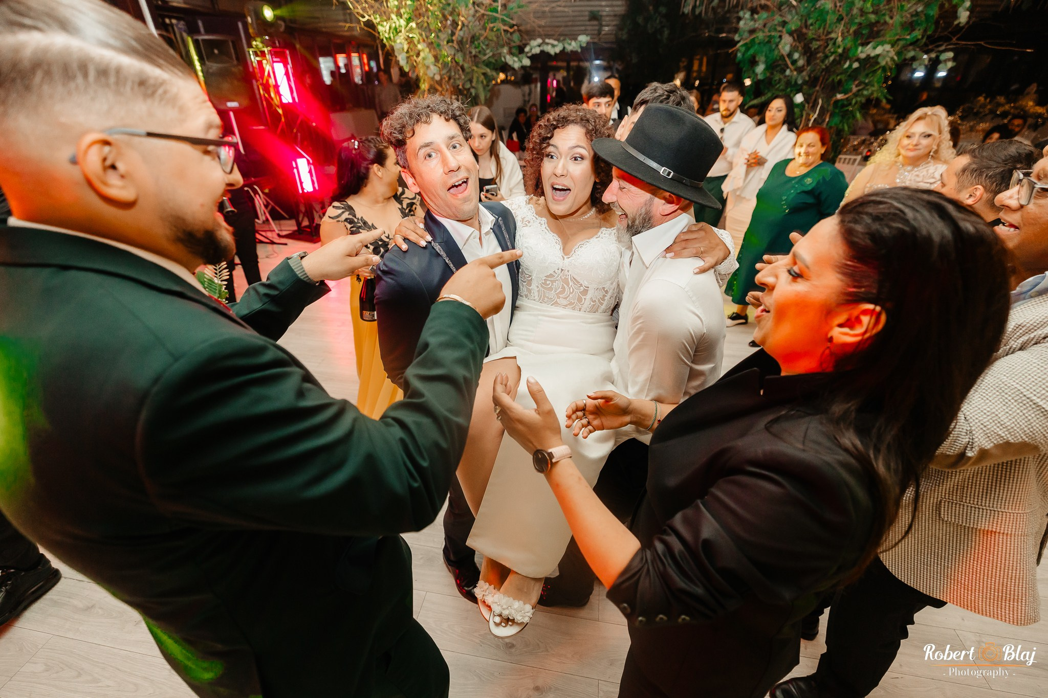 Veronica & Sebastian. Robert Blaj - Fotograf Nuntă Iași